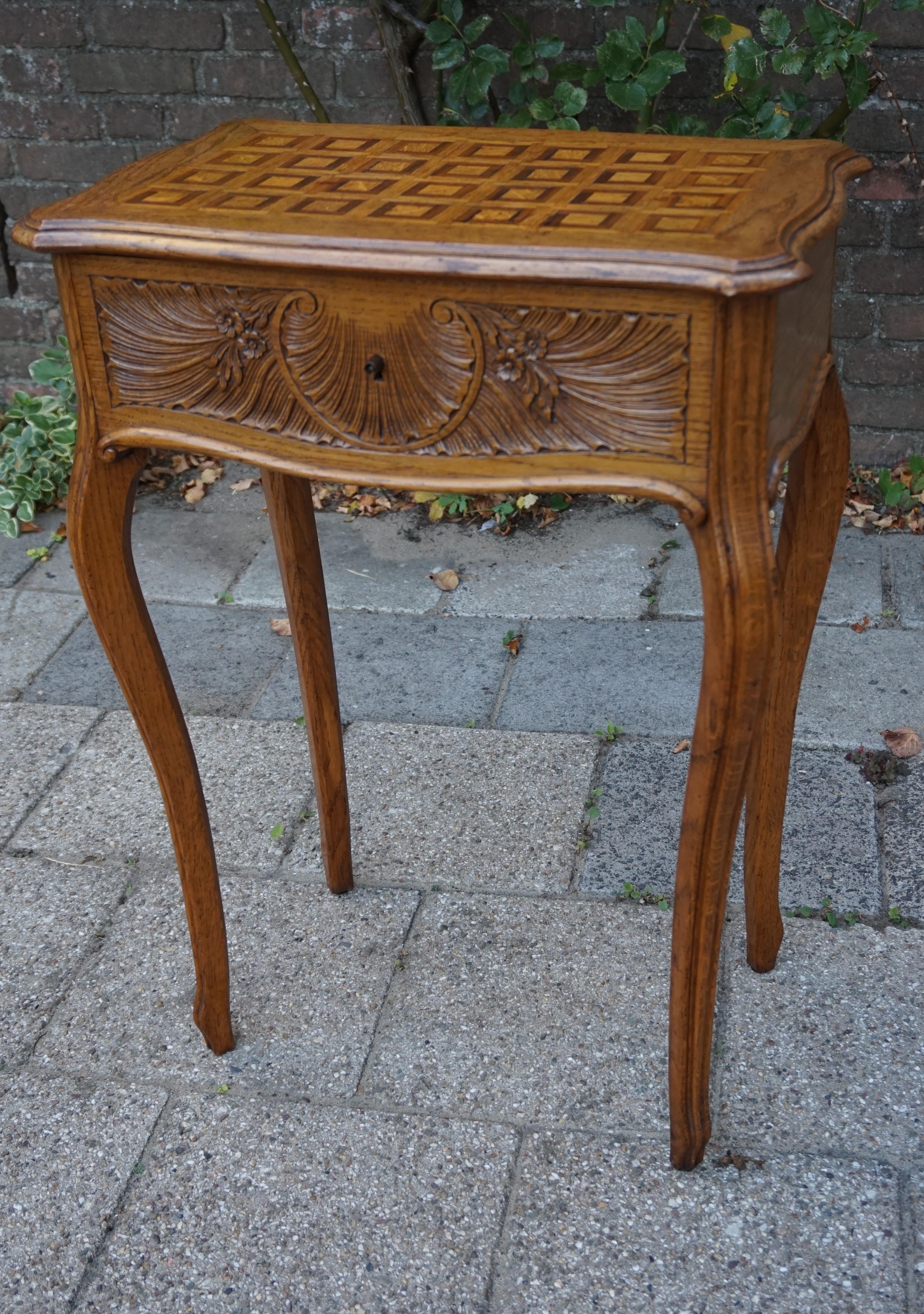 Antique Jewelry or Side Table with Geometric Inlay & Hand-Carved Shell & Flowers For Sale 4