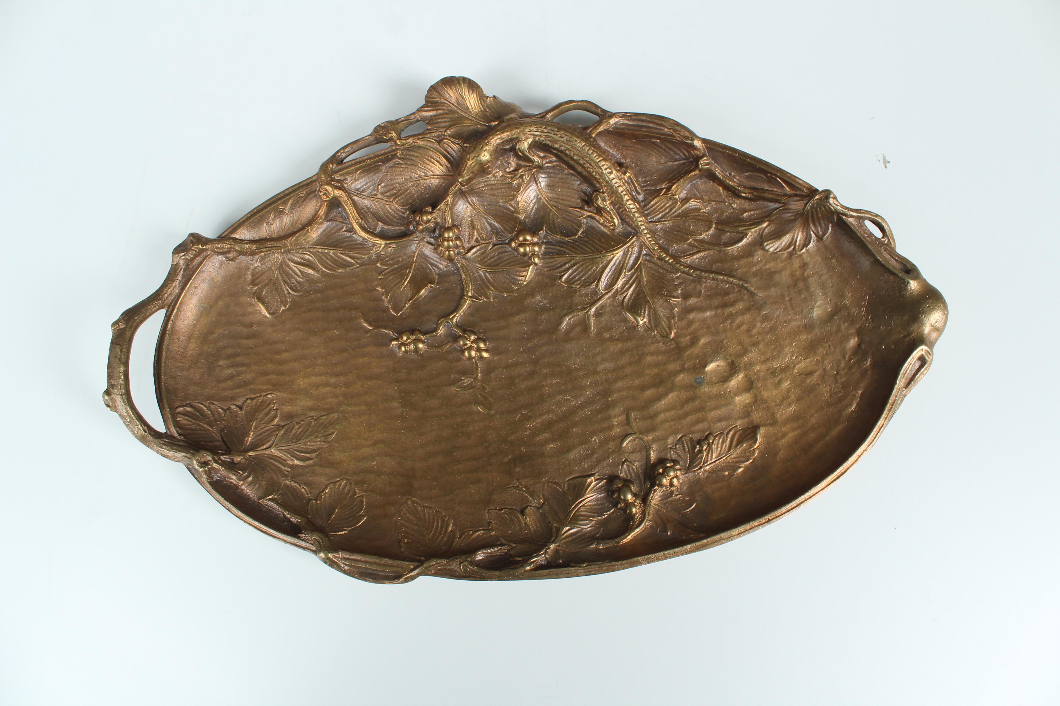 Bronze Plateau à bijoux ancien, Art nouveau, bronze doré en vente