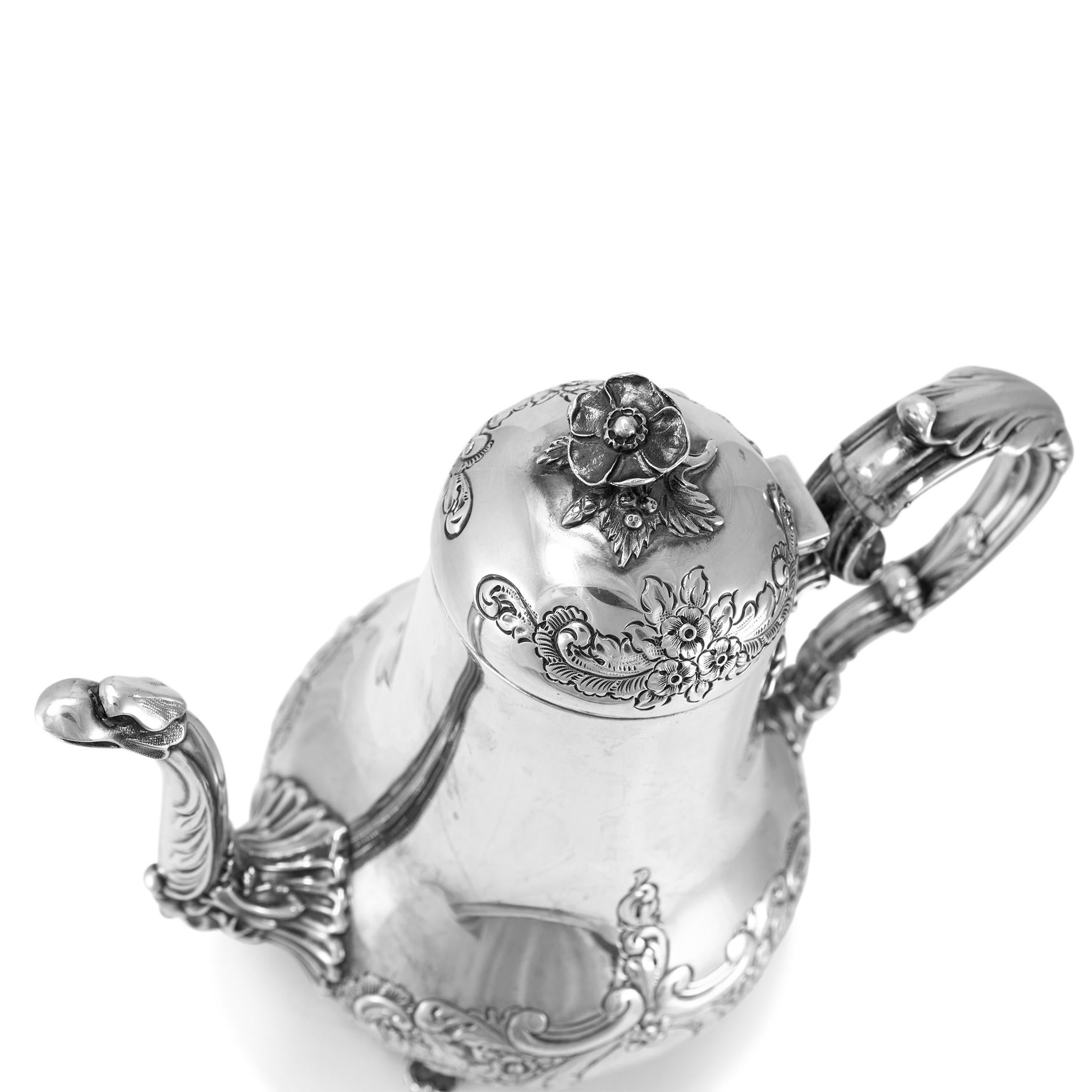 Antique j.g Ltd Heavy 925 Sterling Silver Hot Water Kettle With Hinged Cover For Sale 3