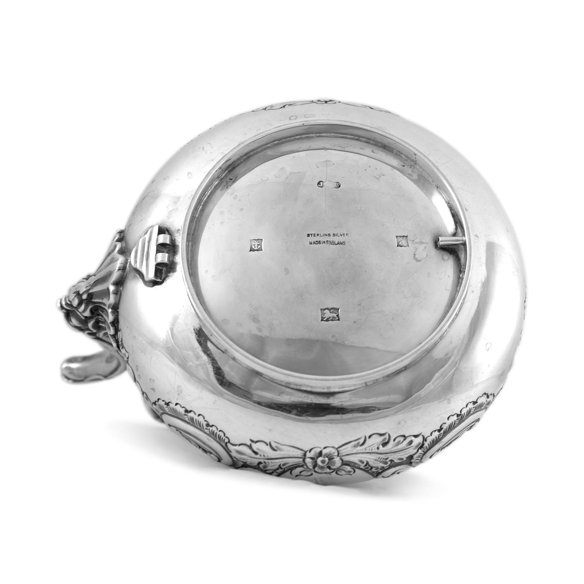 Antique J.G Ltd Heavy 925 Sterling Silver Tea Hand Chase Tea Pot For Sale 1