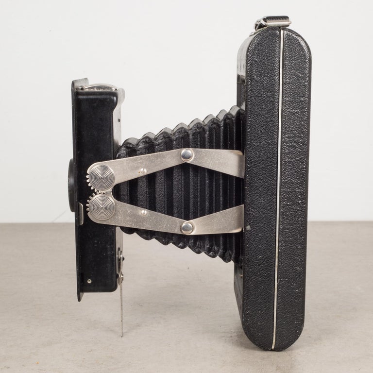 Antique &ldquo;Jiffy Kodak Six-16&rdquo; Folding Camera, circa 1933 at 1stDibs