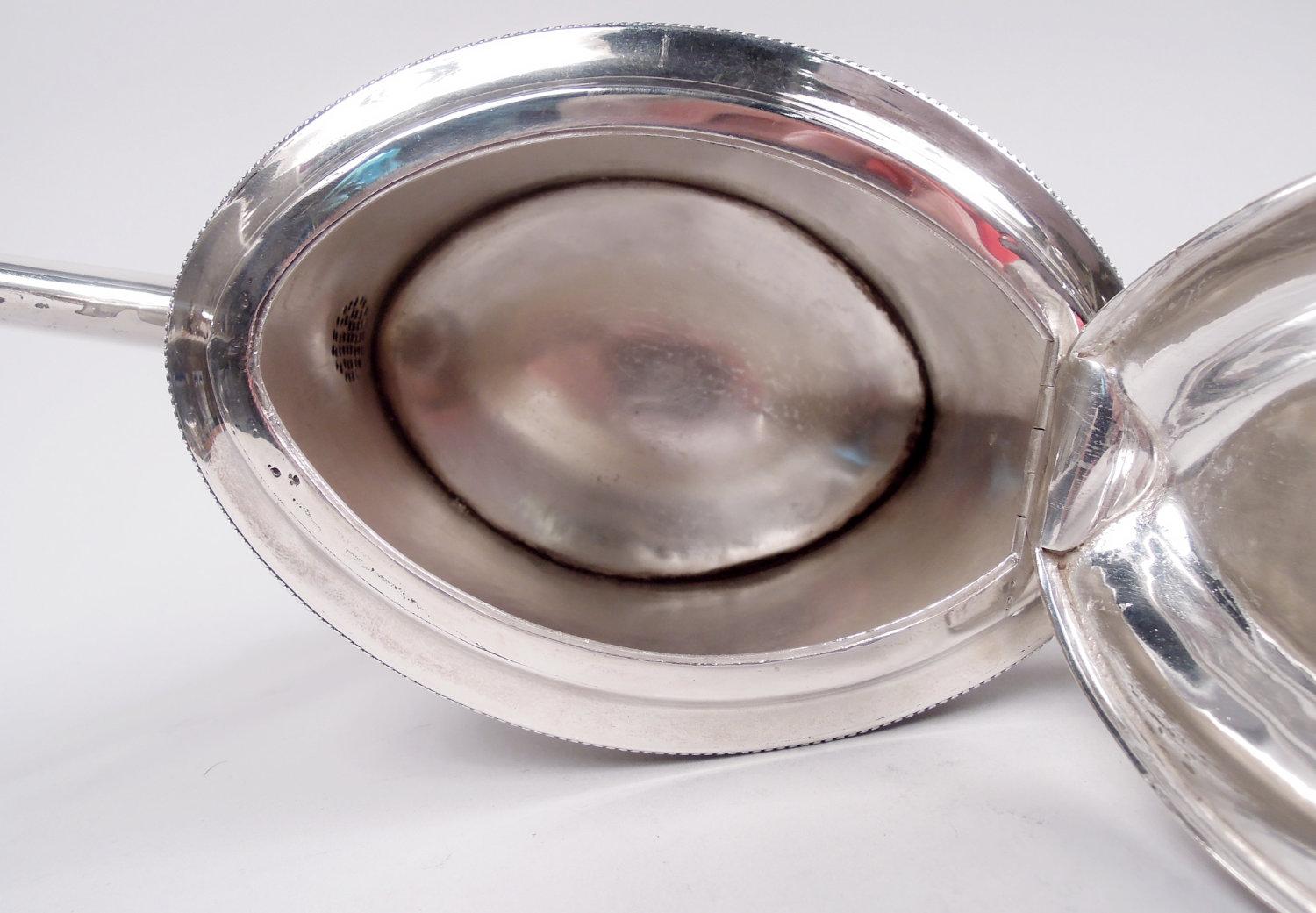 Antica teiera in argento John Burger New York Federal Classical in vendita 3