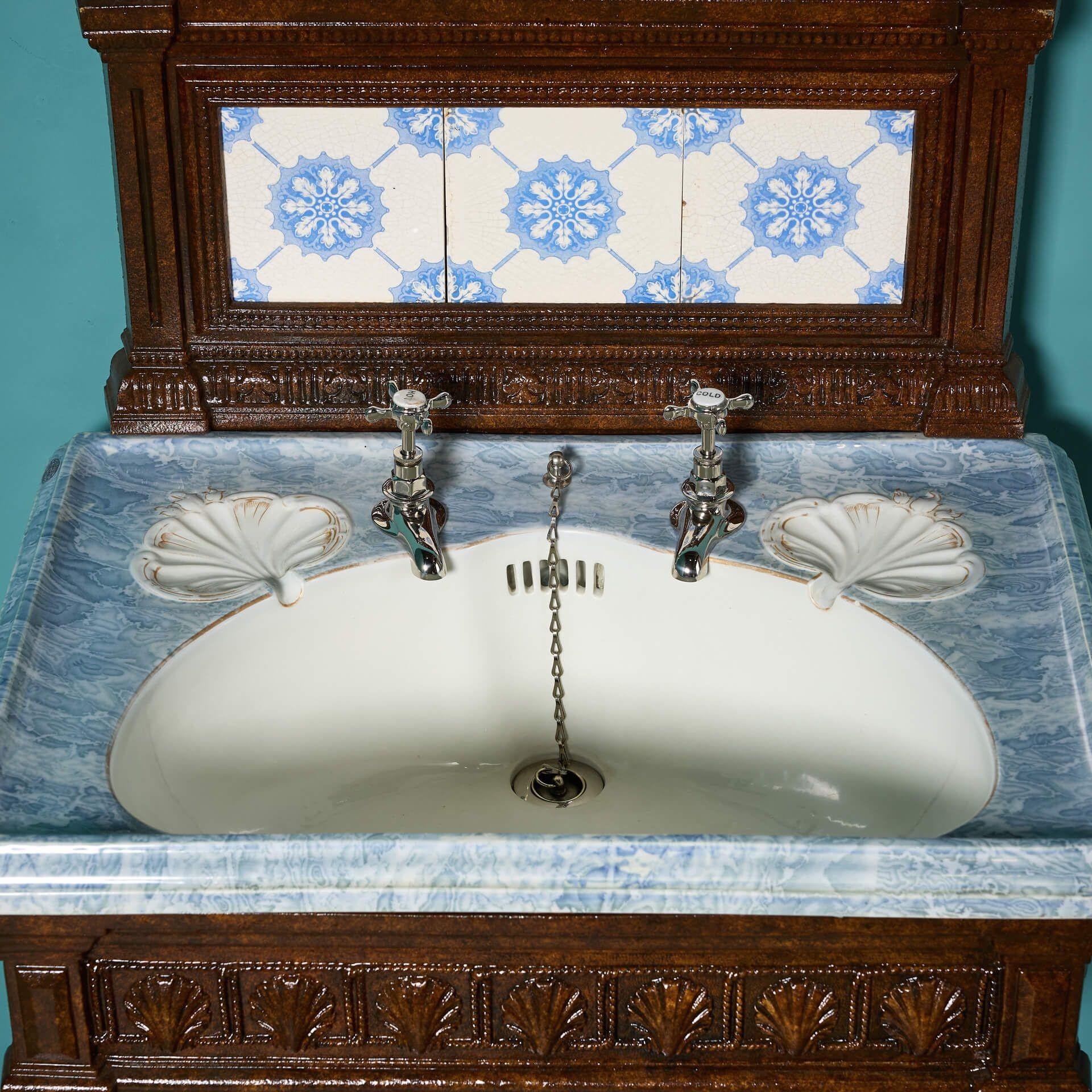 Anglais Evier antique de Johnson Brothers sur Stand en fonte en vente
