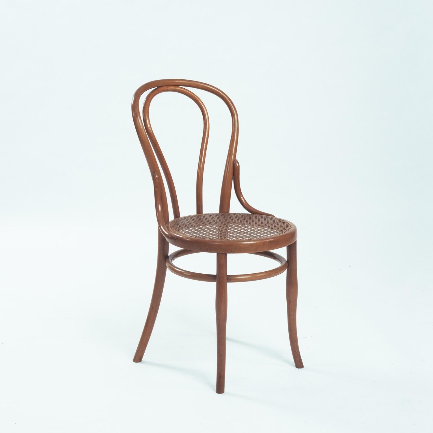 Bauhaus Chaises de bistro Josef Hoffmann Michael Thonet n° 14 118 sangles, années 1880, 8 pièces en vente