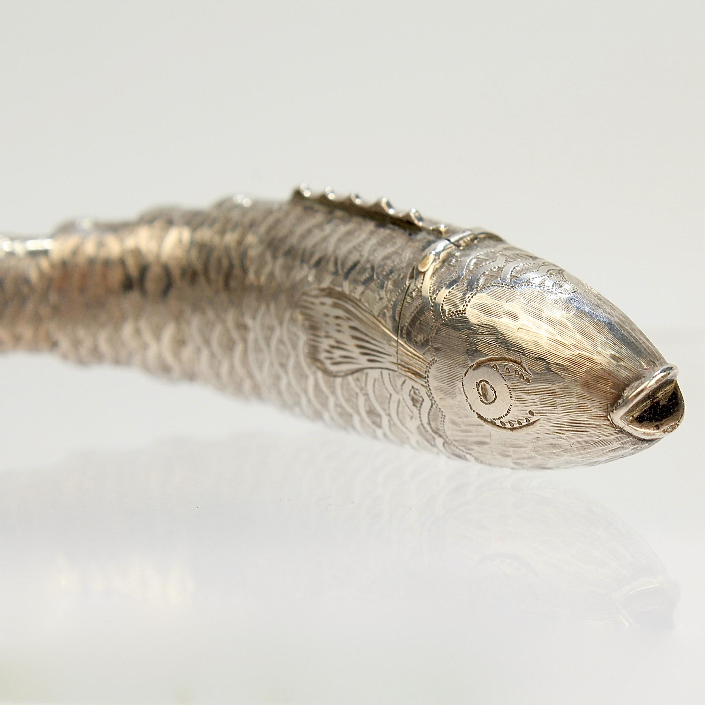 Women's or Men's Antique Joseph Willmore English Georgian Sterling Silver Fish Form Vinaigrette