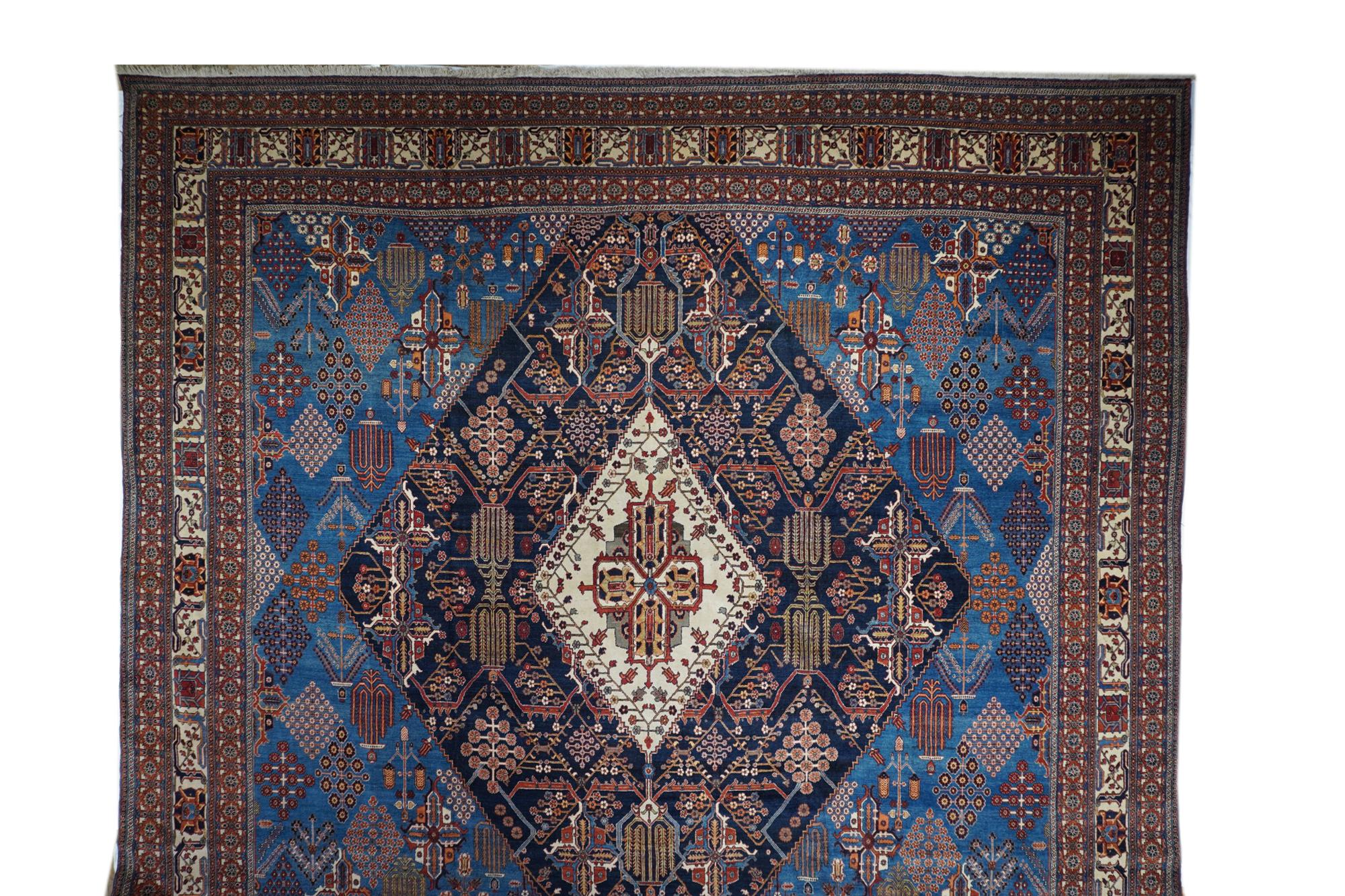 Persiano Tappeto antico Joshaghan (uno della coppia) 15'2'' x 15'8'' in vendita