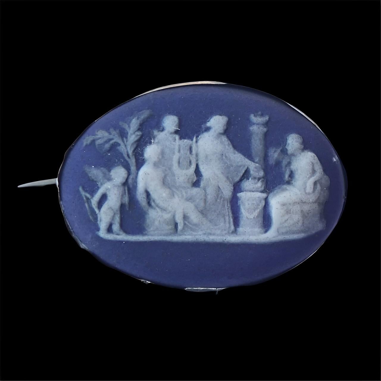 Antique Josiah Wedgwood Sterling Silver and Cobalt Blue Jasperware Brooch For Sale 2