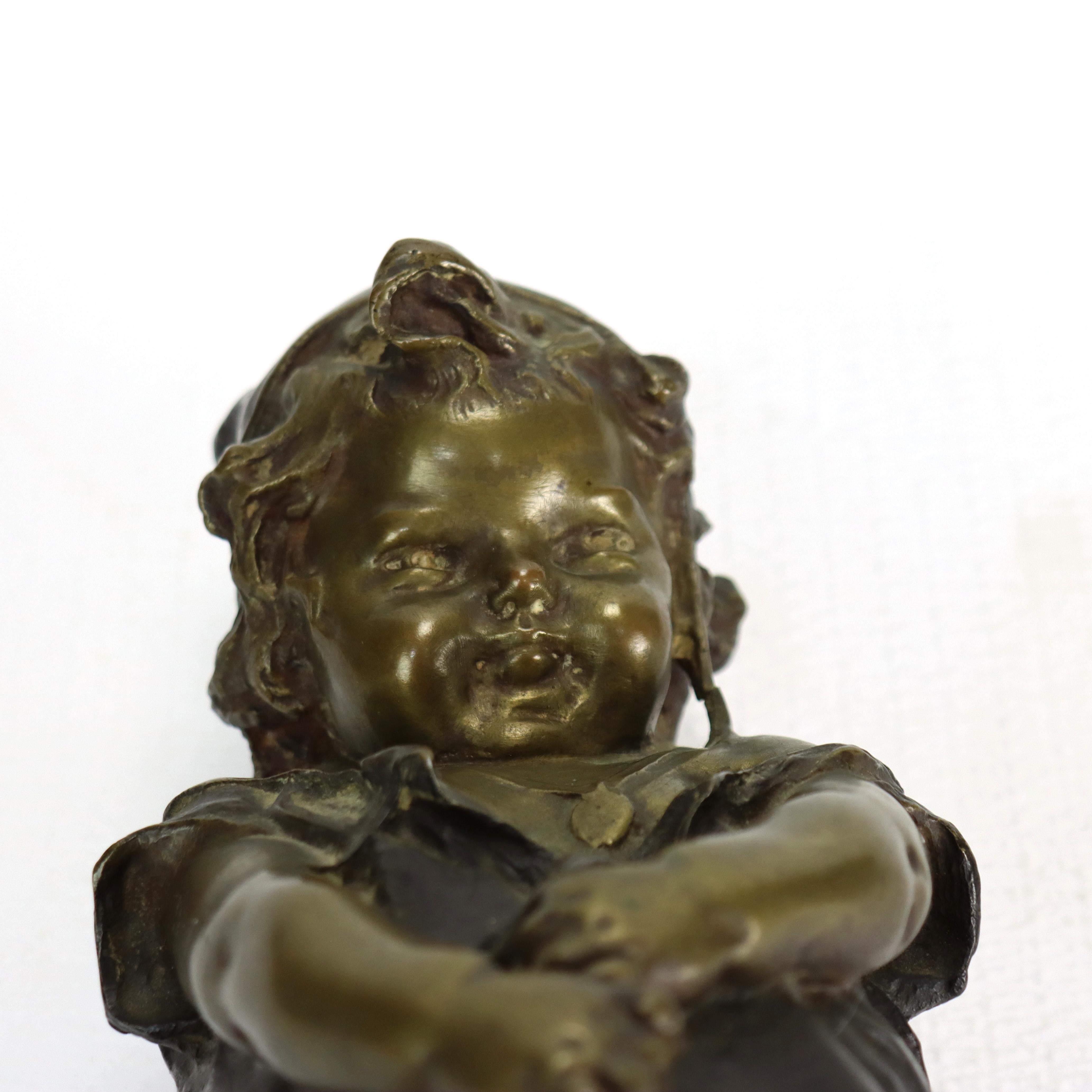 Antique Juan Clara 1st Edition Bronze Figure “Toddler With Cat” Signed c1900 in vendita 5