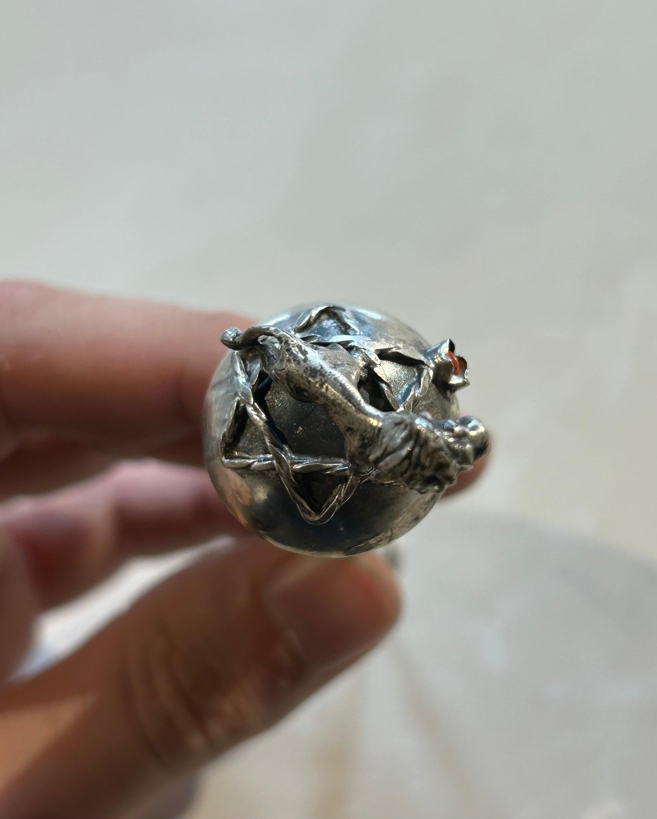 Intagliato a mano Antico puntatore per la Torah in argento Sterling Judaica/Yad 1873 in vendita
