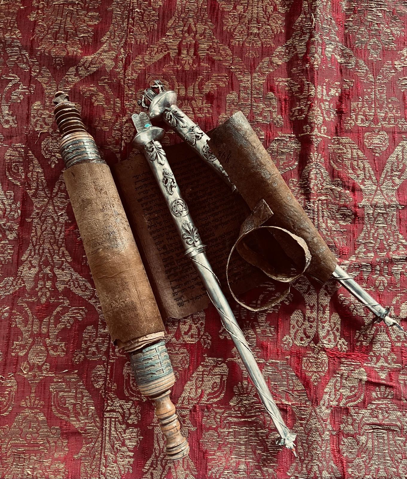Antique Judaica Torah Esther Scroll Pre-Expulsion Iberian Peninsula Spain 1470 For Sale 4