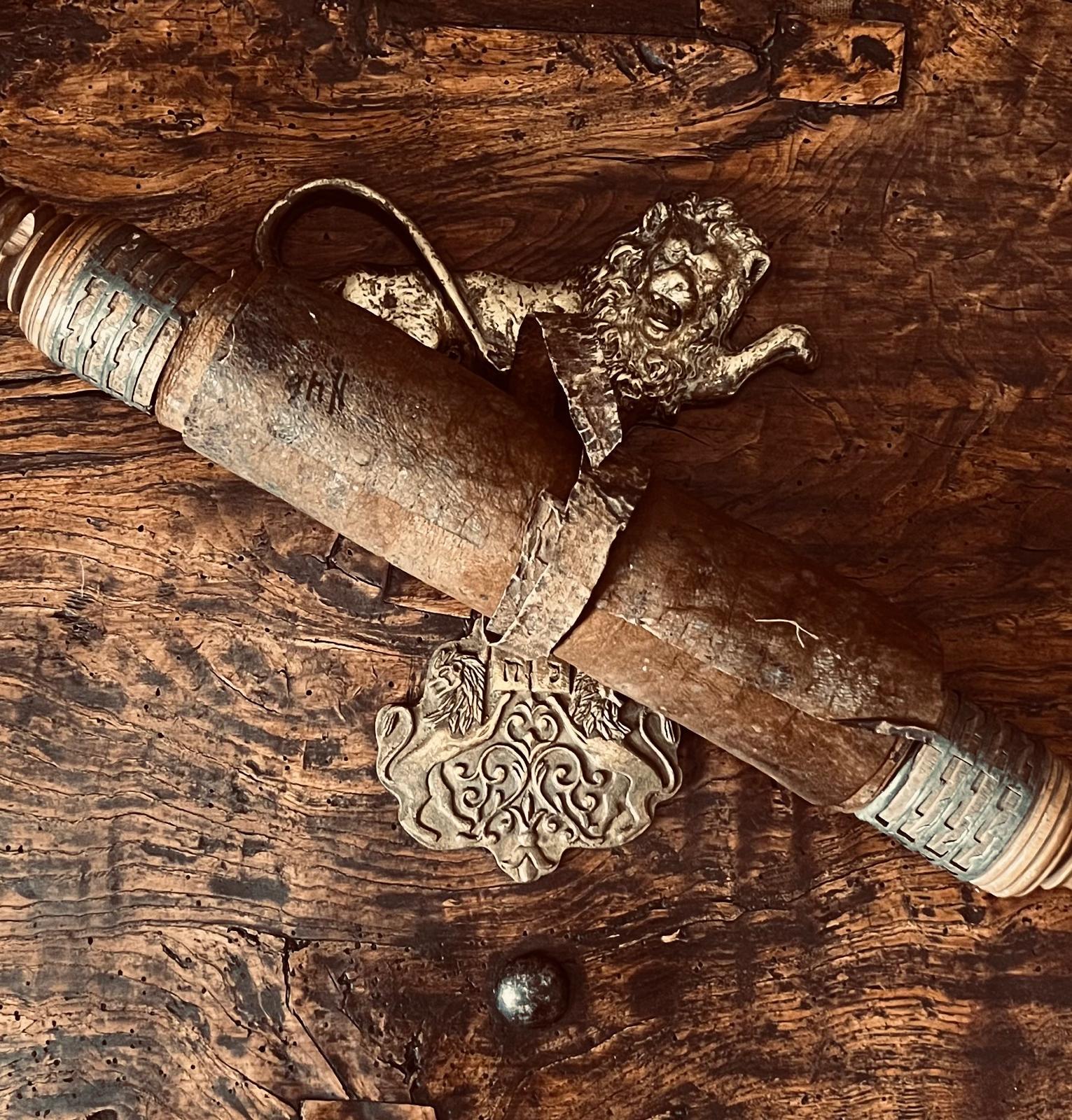 Antique Judaica Torah Esther Scroll Pre-Expulsion Iberian Peninsula Spain 1470 For Sale 6