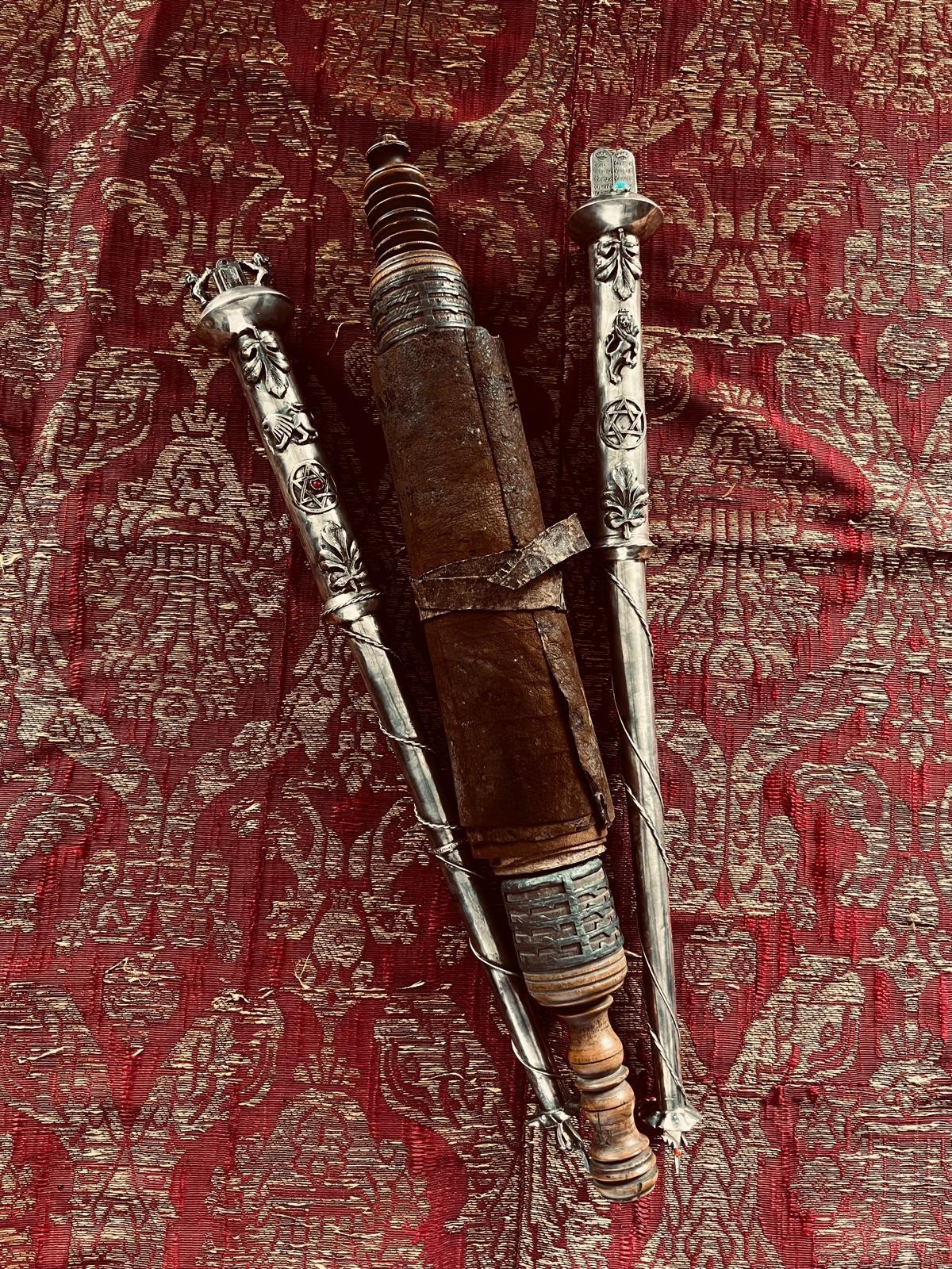 Antique Judaica Torah Esther Scroll Pre-Expulsion Iberian Peninsula Spain 1470 For Sale 7