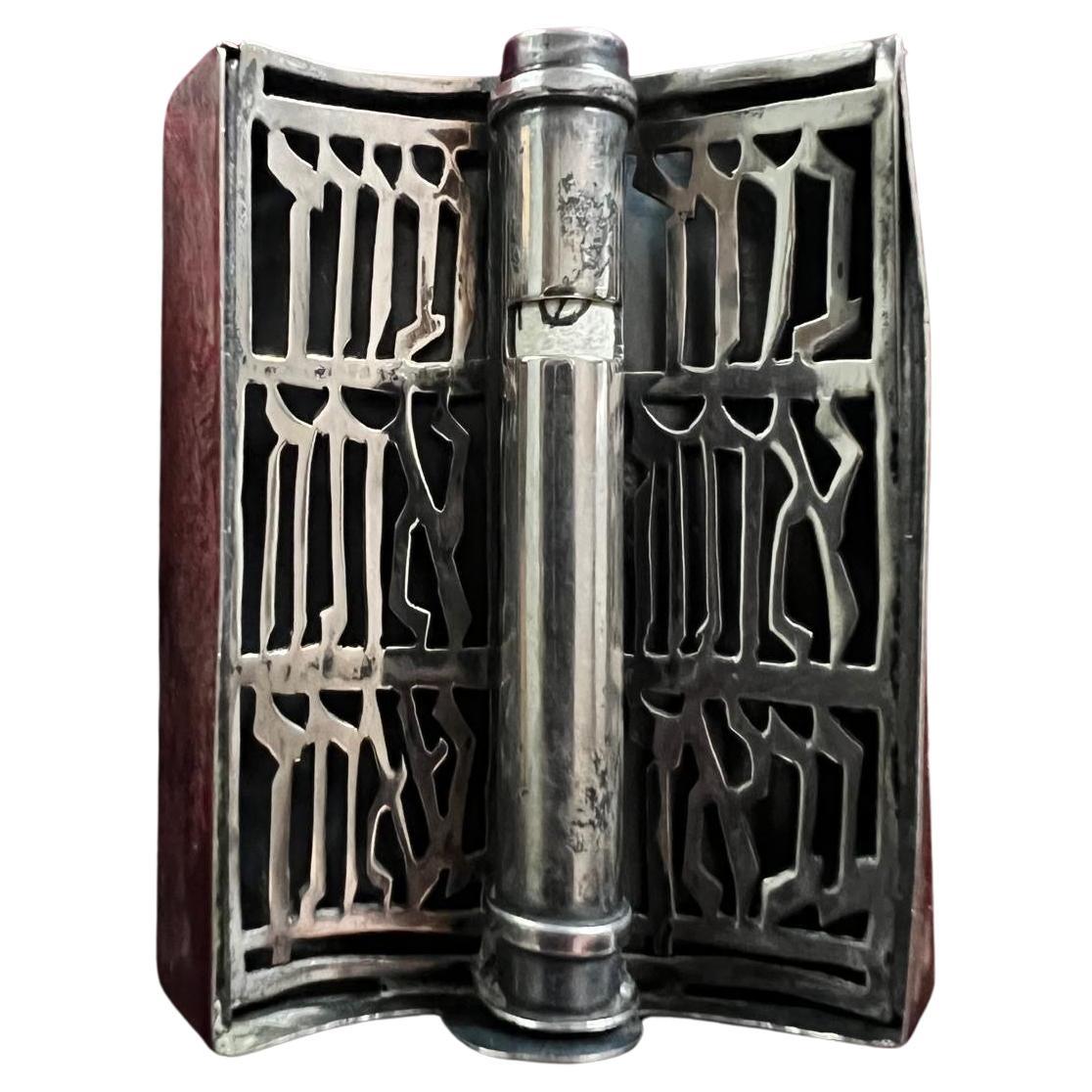 Judaica Antigua Mezuzah Única de Plata de Ley