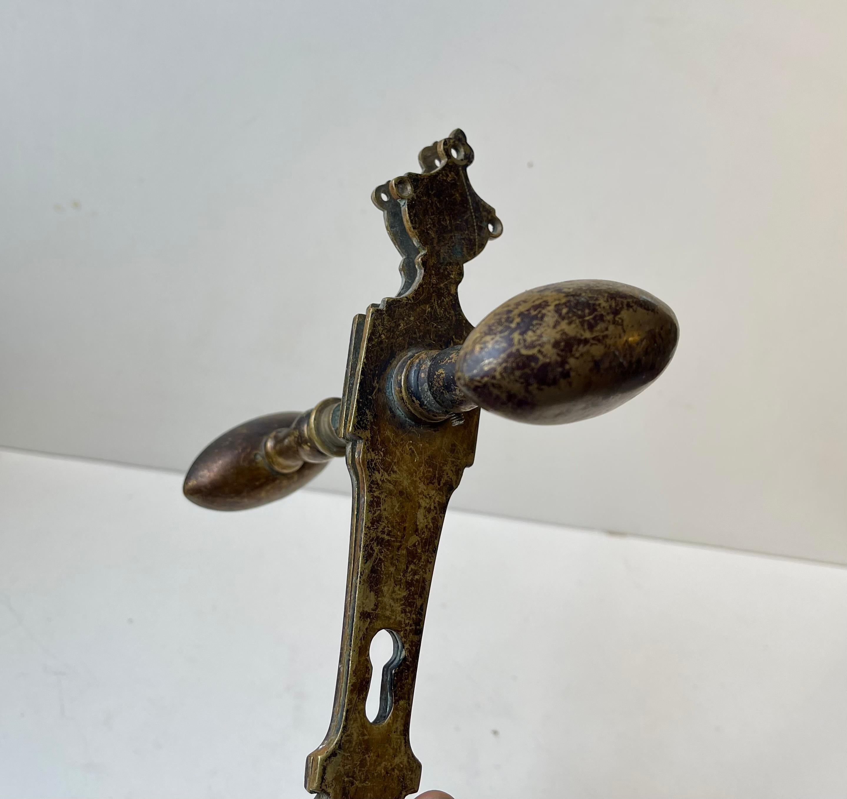 Antique Jugend Style Brass Door Handle Set, 1910s Bon état - En vente à Esbjerg, DK