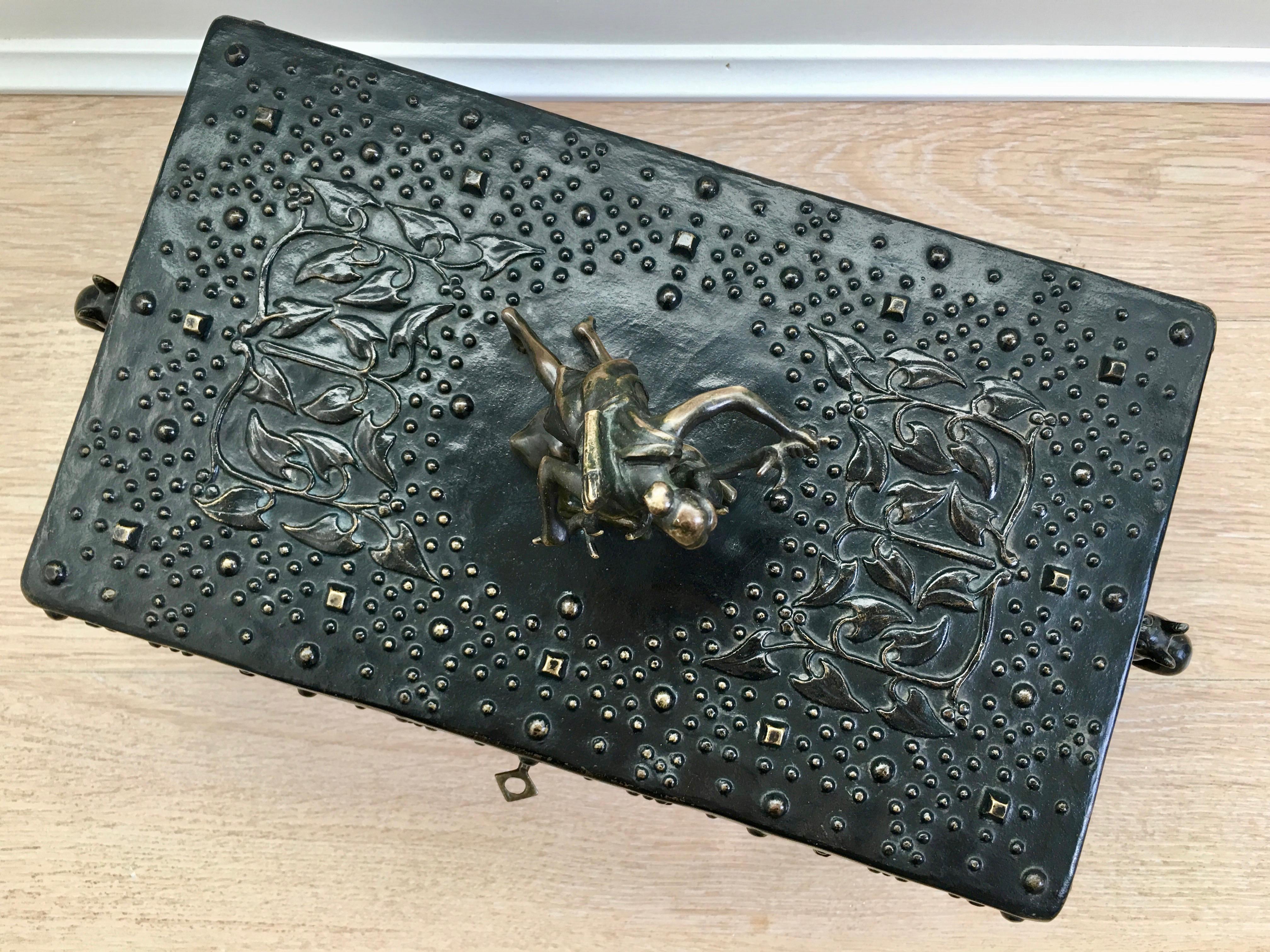 Antique bronze jewellery box by Friedrich Gornik for Dunhill, circa 1910 In Good Condition For Sale In London, GB