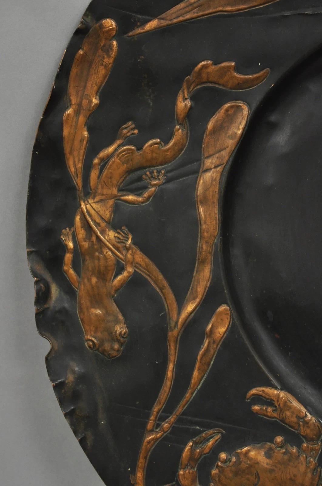 Rame Antico piatto da portata in rame figurato Jugendstil con pesce di Steinicken & Lohr in vendita