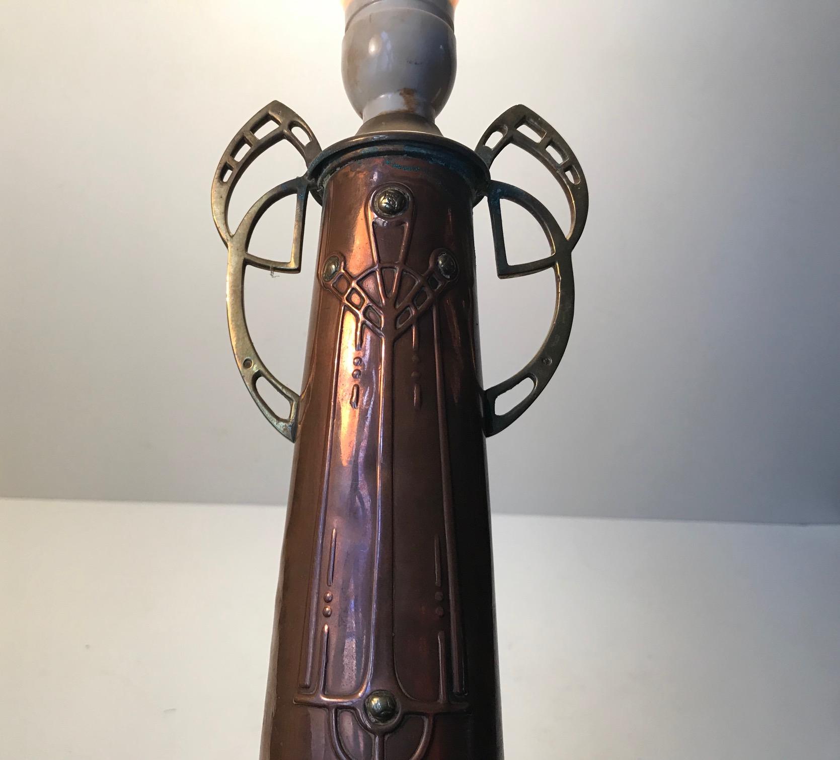 Antique Jugendstil Table Lamp in Copper and Brass, Signed, 1910s In Fair Condition In Esbjerg, DK