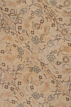 Antique Kaisary Carpet, Straw Ivory Field, circa 1930s