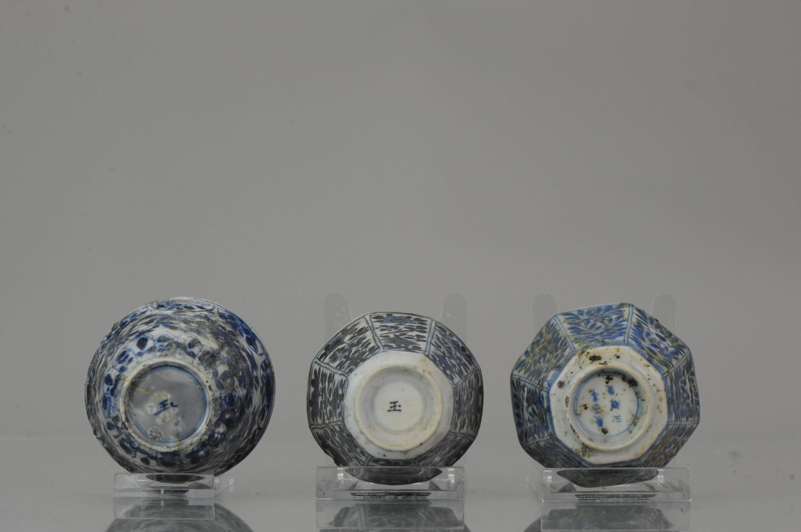 A very nicely made set of tea bowls China and Japan. Historically very interesting. It has burning damage. According to the history of the family who owned it was burned after the fires that occurred during the German bombardment of Rotterdam in