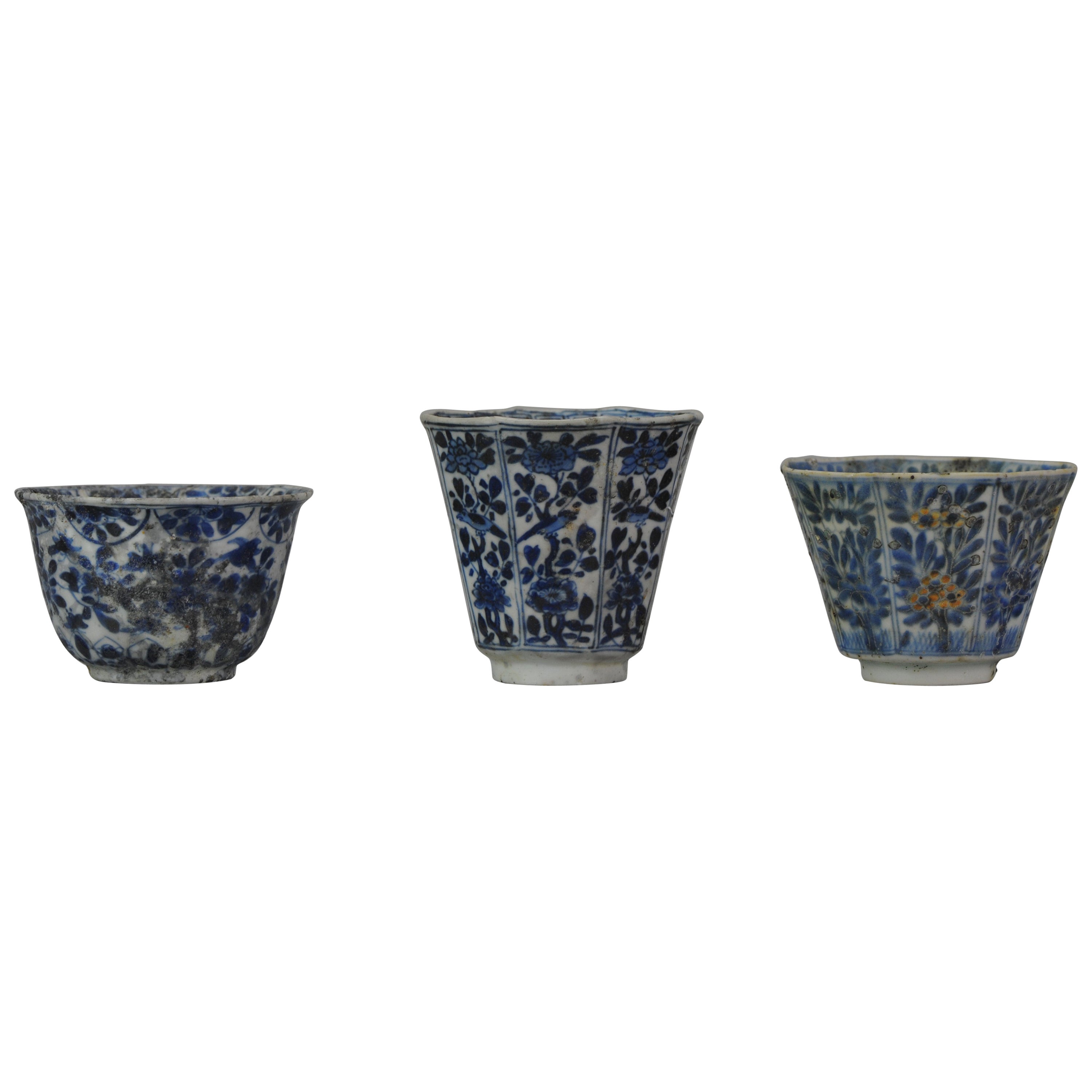 Bol à thé antique Kangxi à fleurs bleues et blanches de Rotterdam