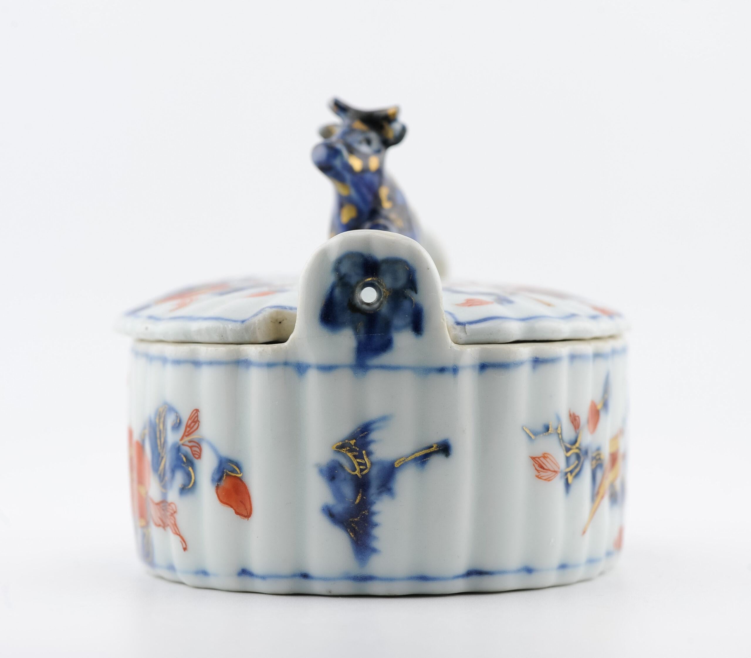 Chinois Soupière à beurre de vache Kangxi en porcelaine chinoise de style Delft, 18e siècle en vente