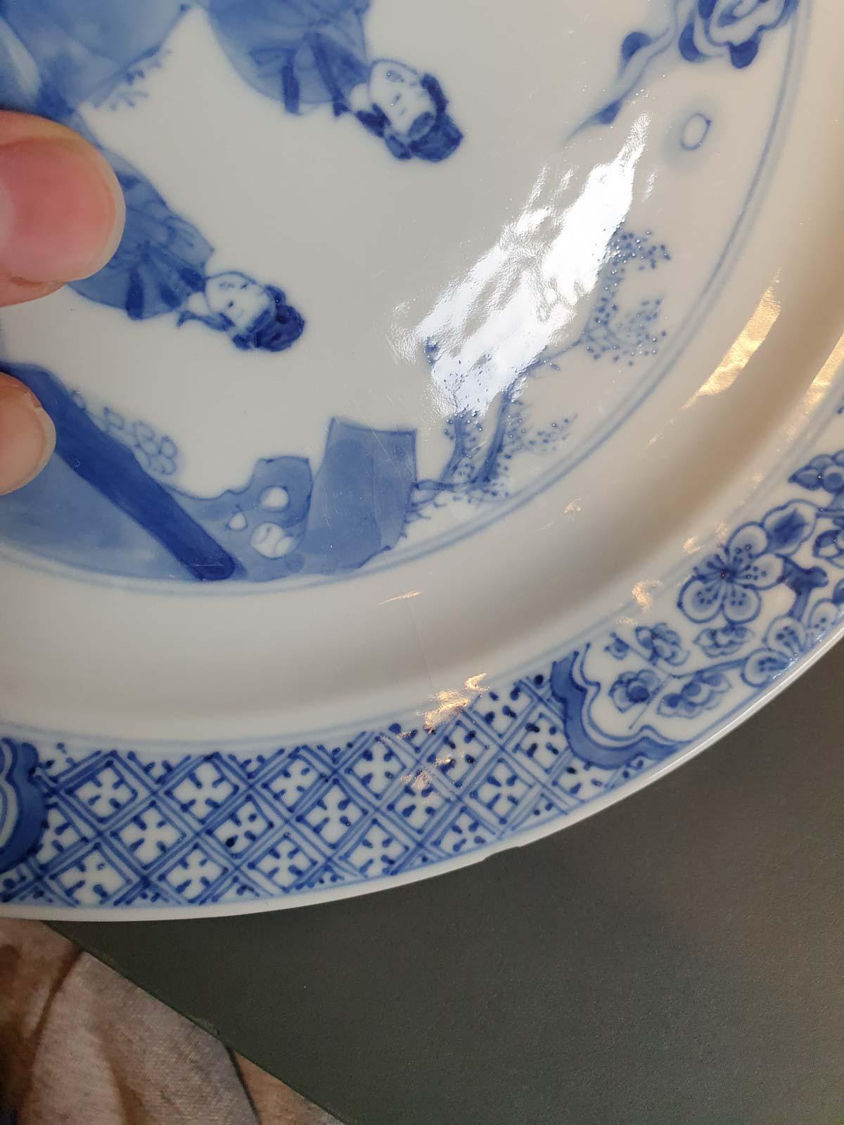 Antique Kangxi Chinese Porcelain Long Liza Blue and White Figural Plate 2
