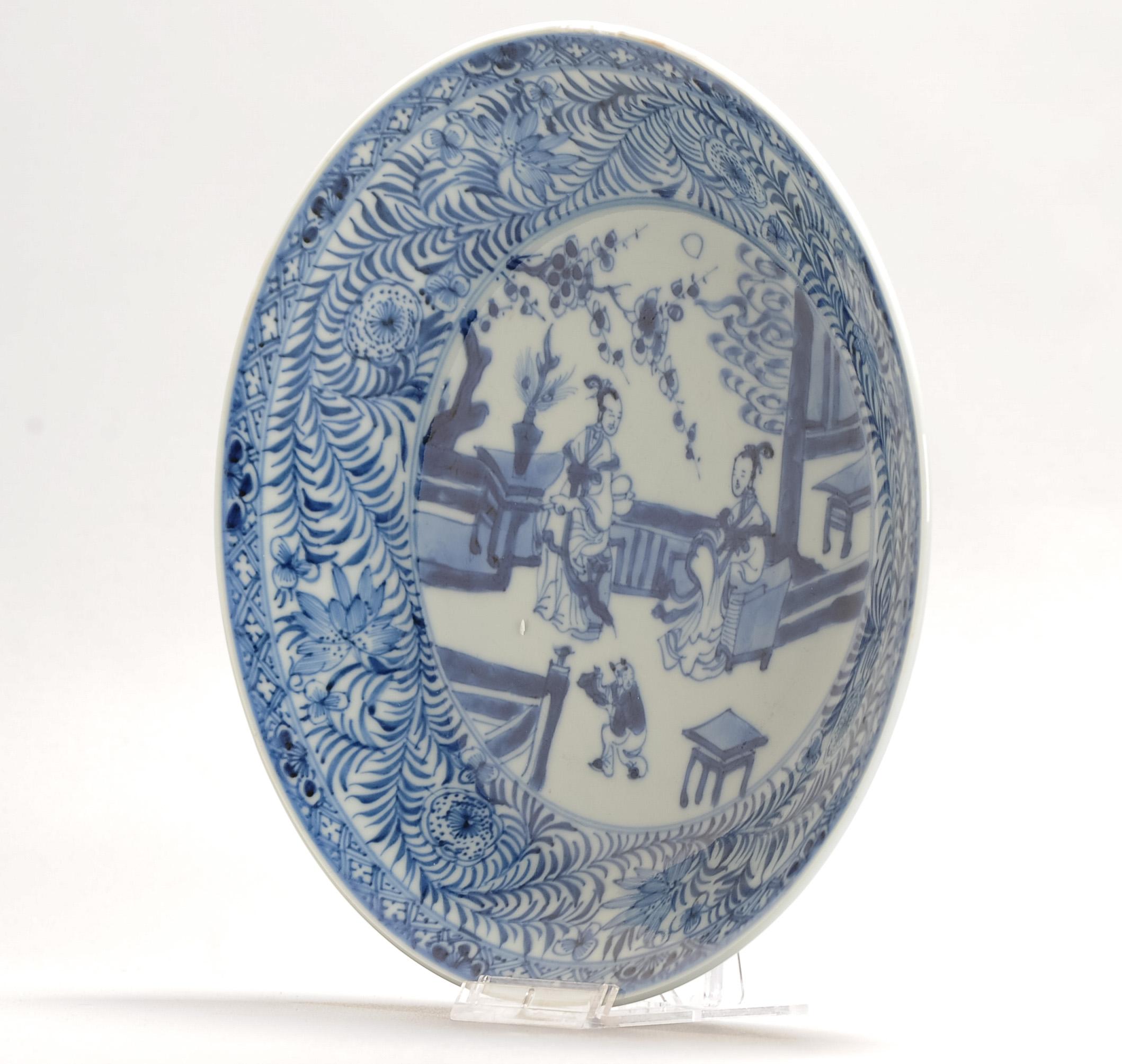Antique Kangxi Period Chinese Porcelain Blue & White Dish Pagode Figural In Good Condition In Amsterdam, Noord Holland
