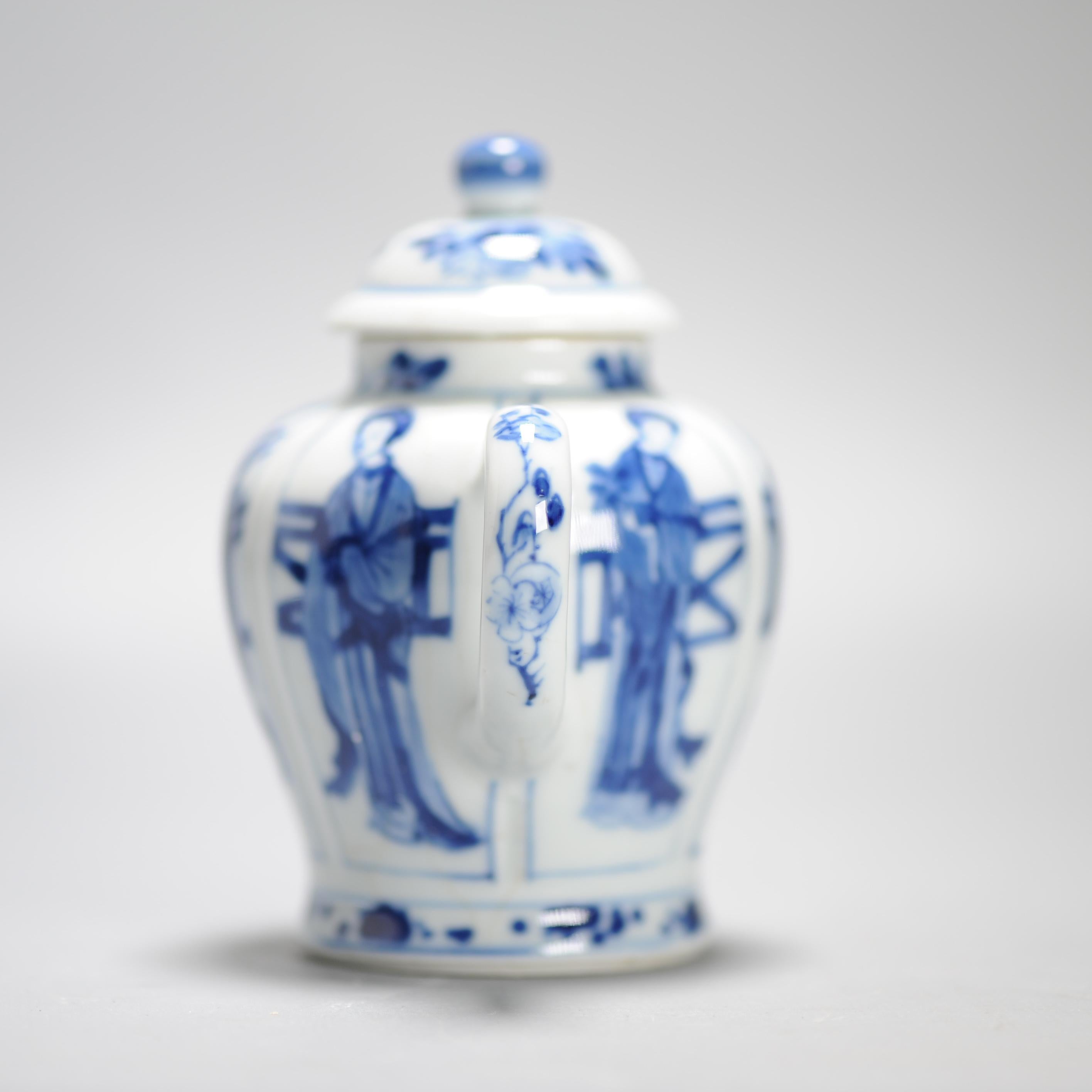Ancienne jarre à moutarde en porcelaine chinoise de la période Kangxi, pour femmes élégantes CHina en vente 10