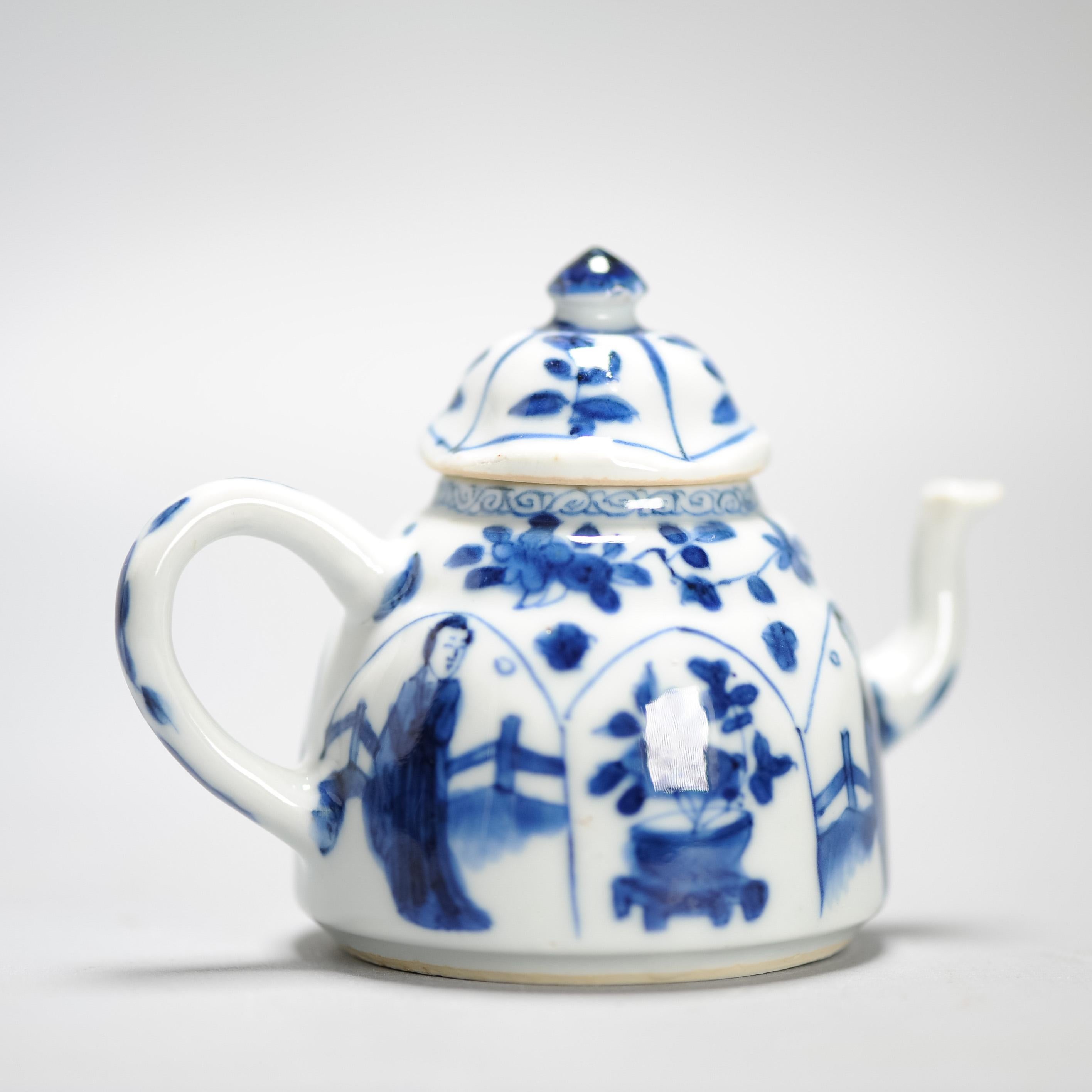 Antique Kangxi Period Chinese porcelain Teapot Elegant Ladies China Yu mark 9