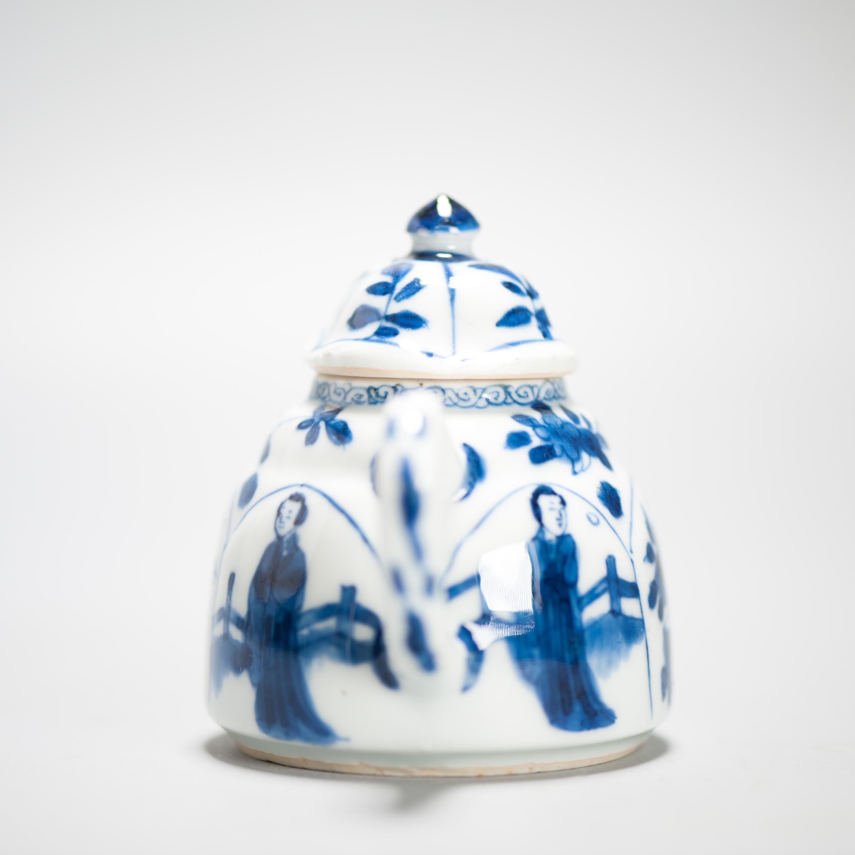 Antique Kangxi Period Chinese porcelain Teapot Elegant Ladies China Yu mark 12