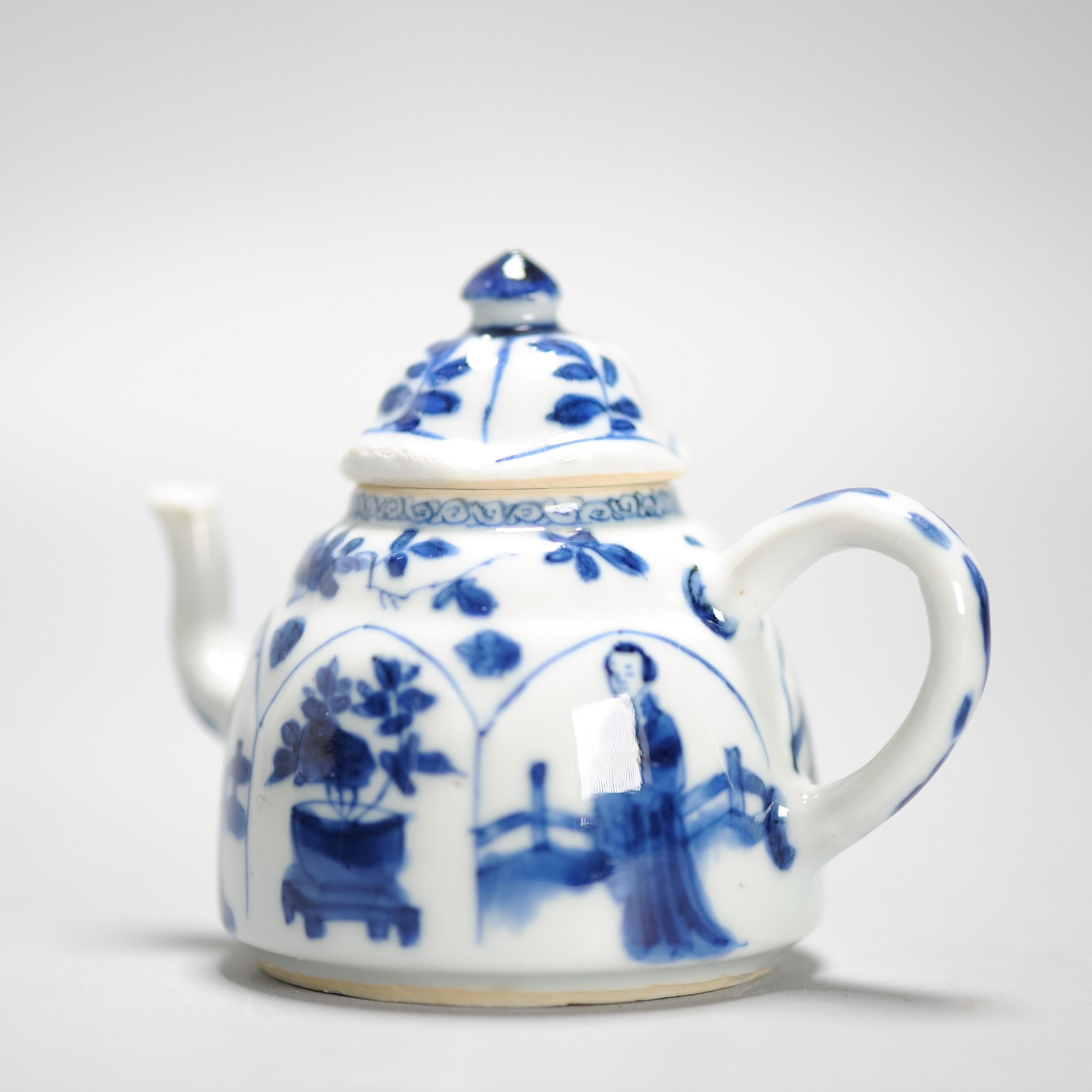 Antique Kangxi Period Chinese porcelain Teapot Elegant Ladies China Yu mark 1