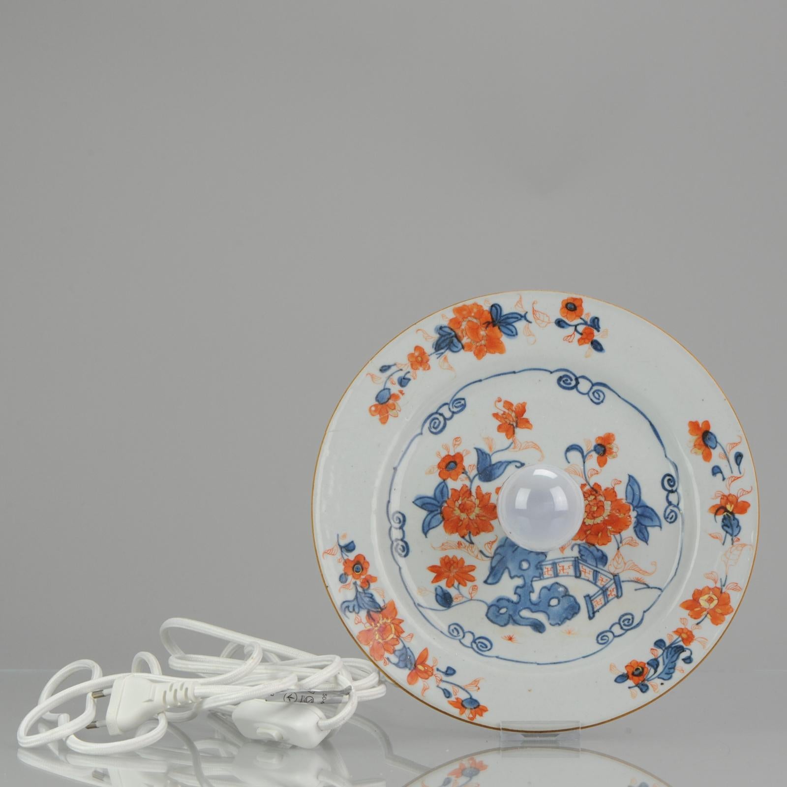 Qing Antique Kangxi Period Imari Wall Lamp with Flowers Chinese China Porcelain For Sale