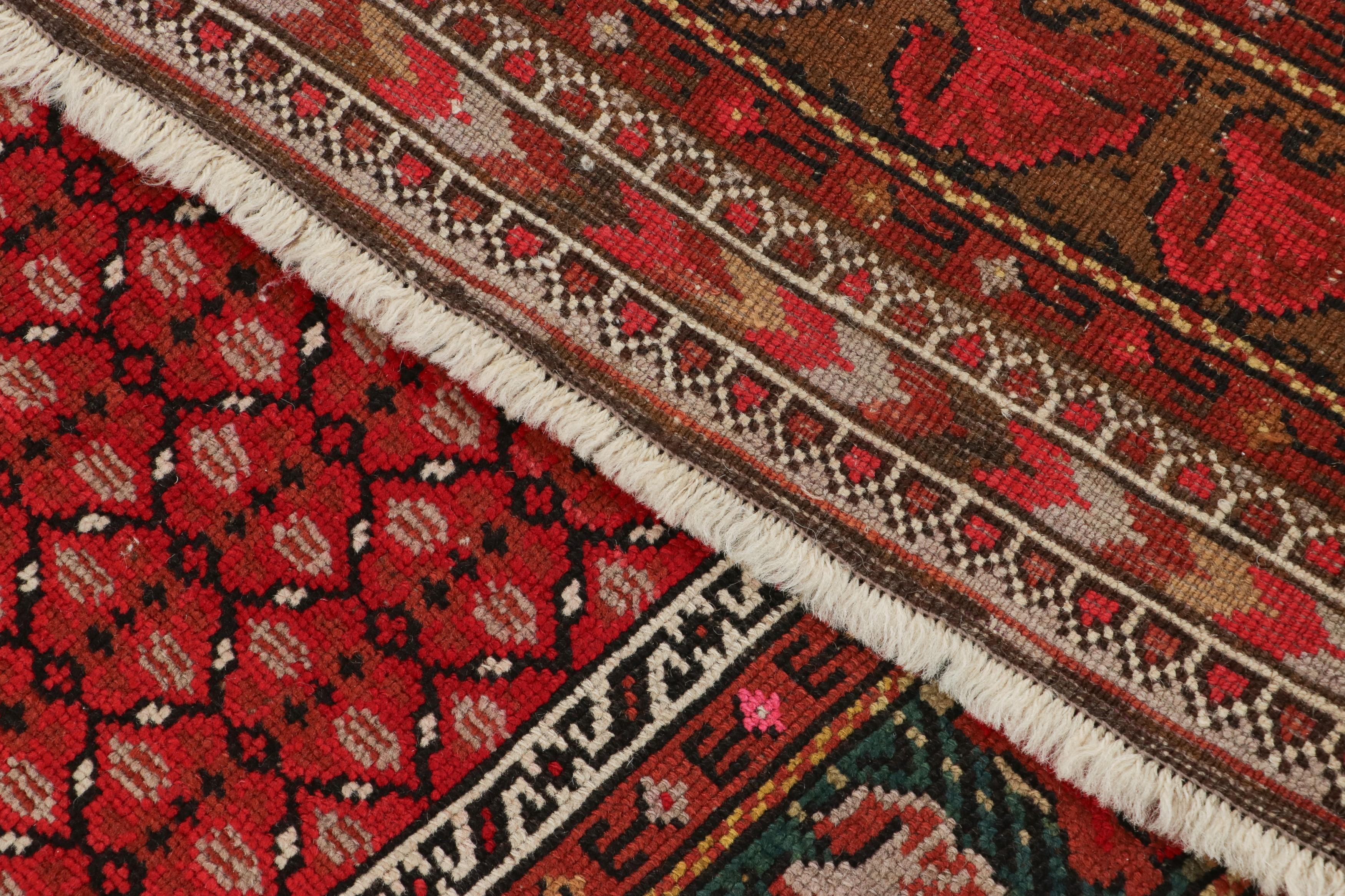 Antiker Karabagh Wollteppich mit roten und braunen Blumen (Wolle) im Angebot
