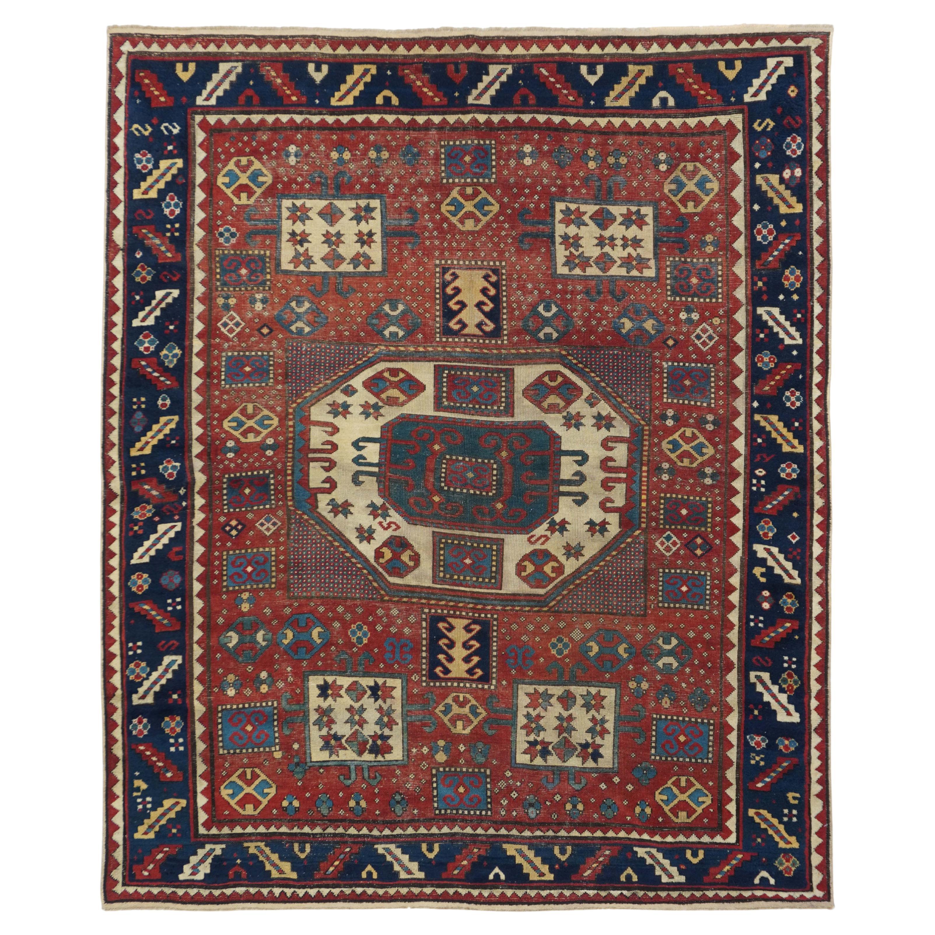 Antiker Kazak-Teppich aus Karabagh 5'7'' x 6'8'' im Angebot