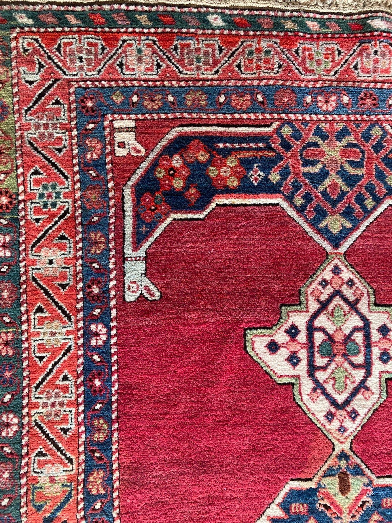 Antiker langer Karabagh-Teppich 2,97 m x 1,17 m im Angebot 6