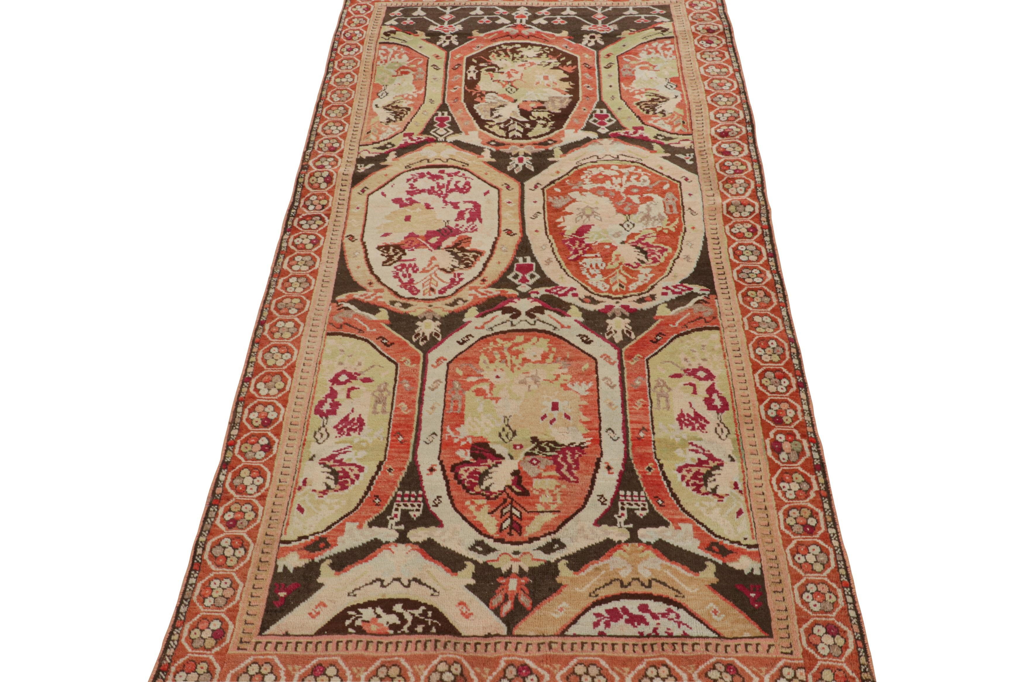 Alfombra Vintage Karabagh Marrón con Medallones Florales  Rug & Kilim Ruso en venta