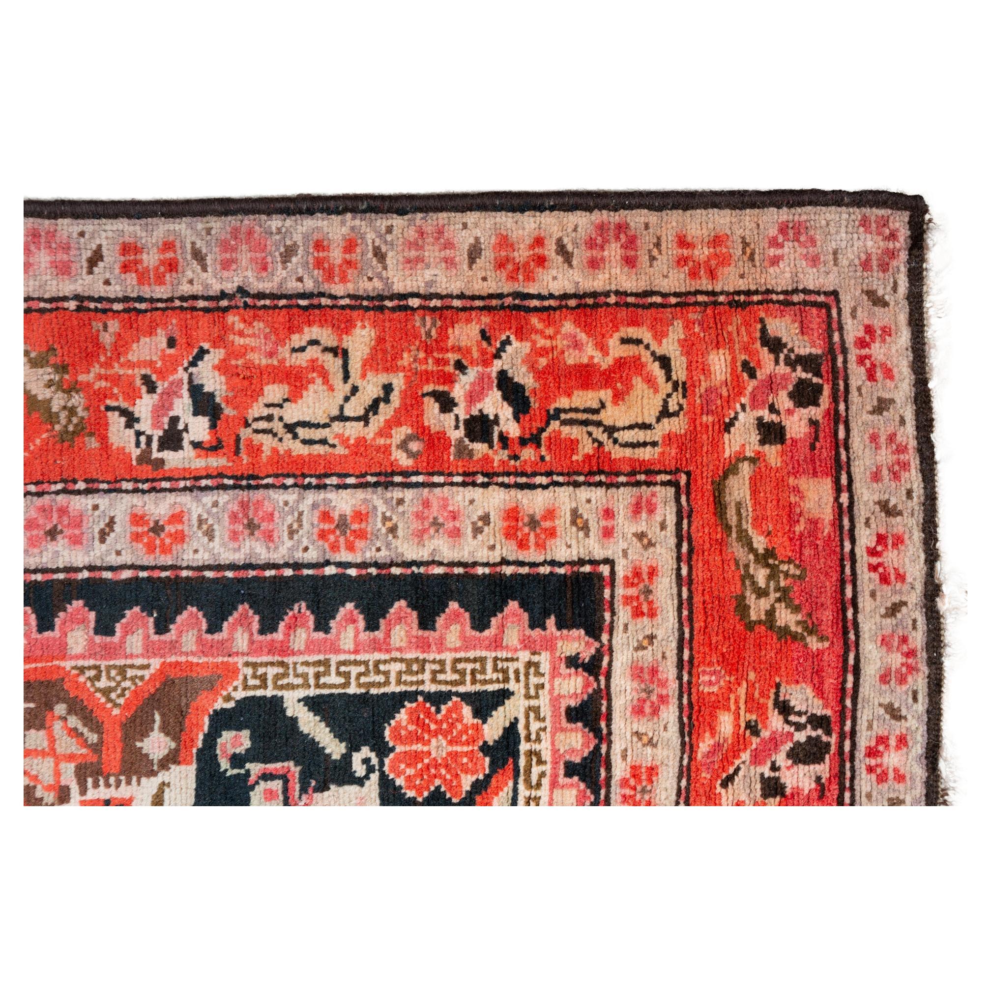 20ième siècle Tapis de couloir KARABAGH ancien en vente