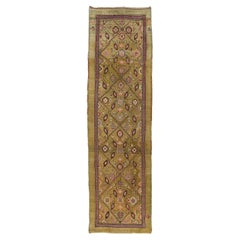 Tapis de couloir antique Karabagh