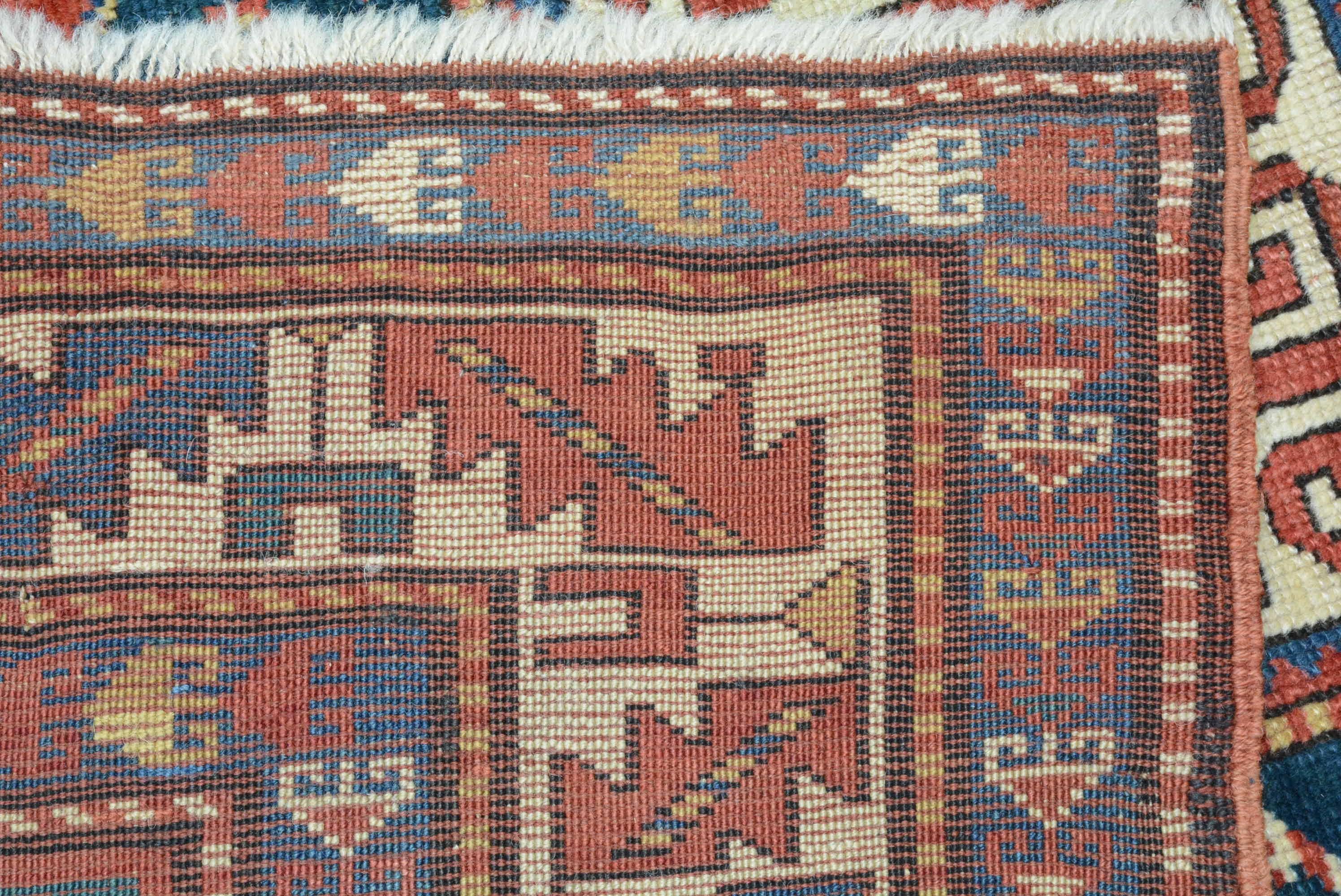 Antiker Kasachischer Karachopf Kazak-Gebetteppich im Angebot 2