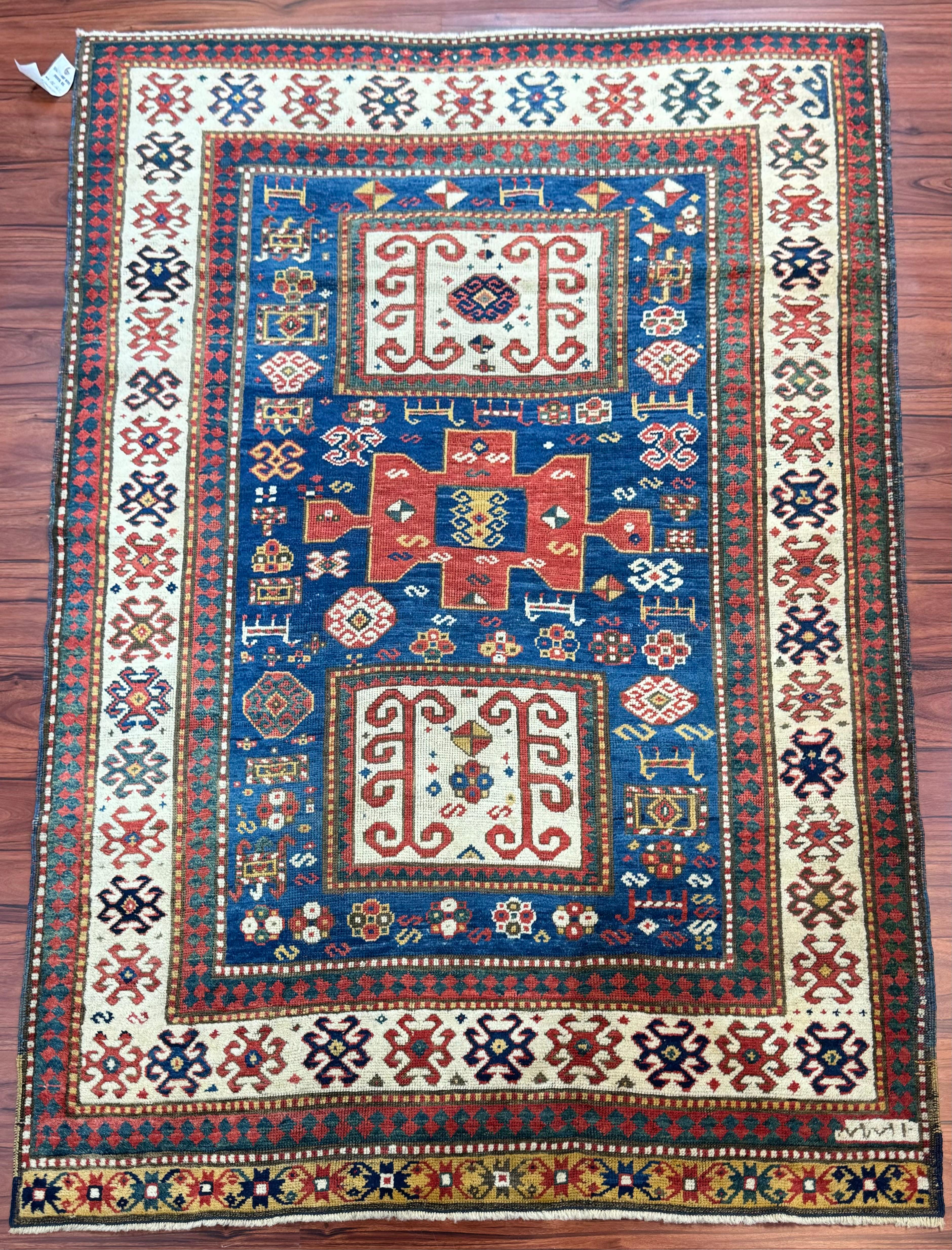 Antiker Karatschow-Kazak-Teppich  (Wolle) im Angebot