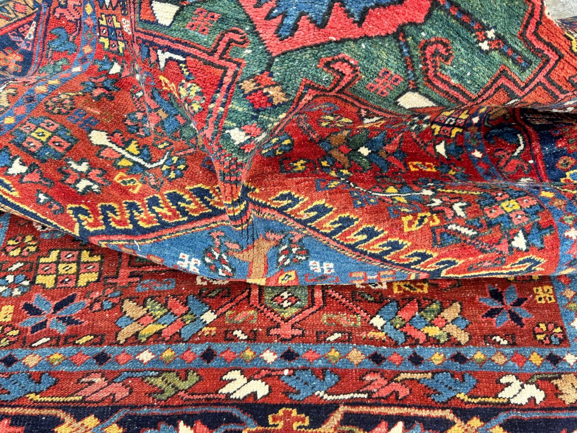 Antiker Heriz` Teppich 1,81 m x 1,44 m, antik im Angebot 12
