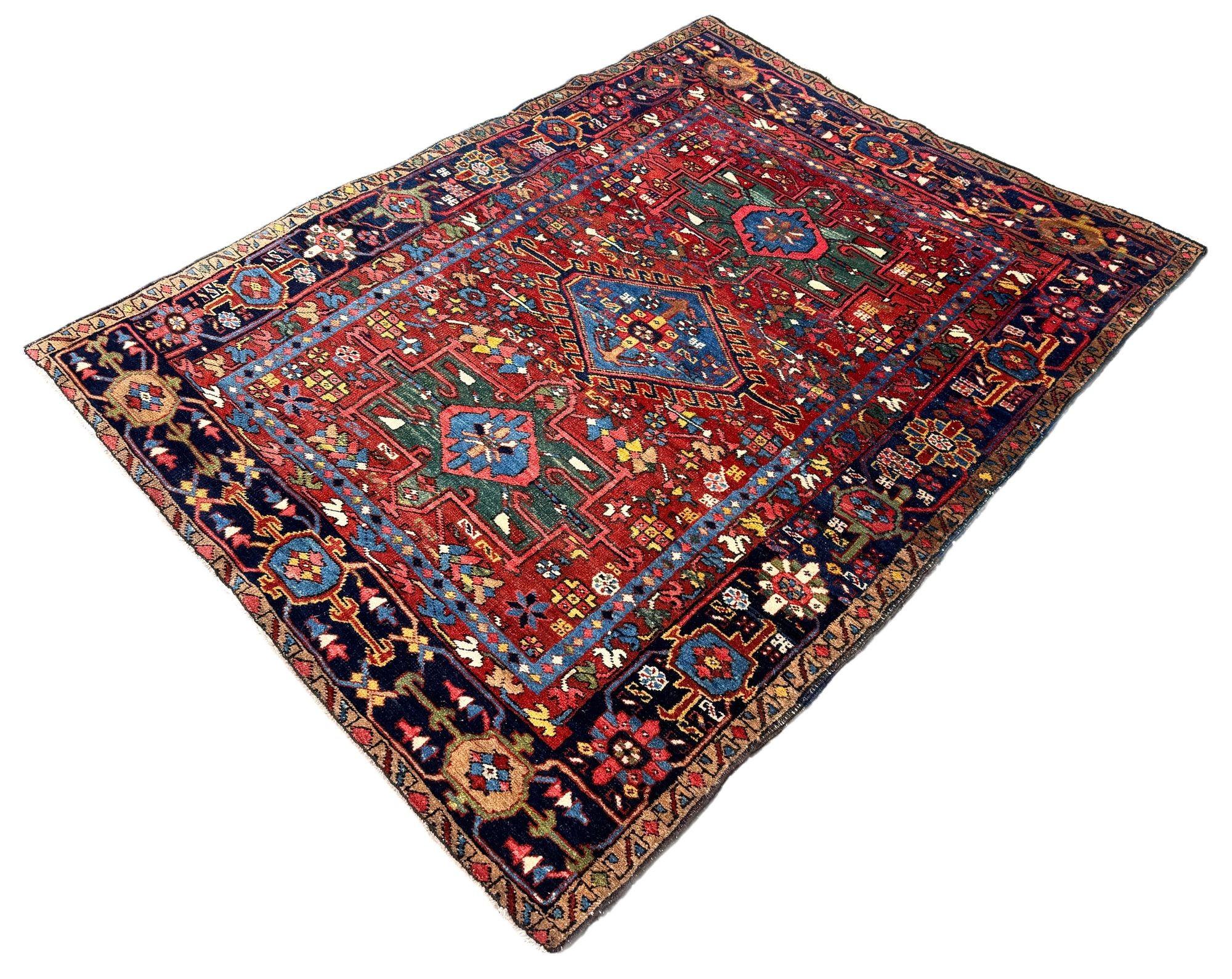 Antiker Heriz` Teppich 1,81 m x 1,44 m, antik im Zustand „Gut“ im Angebot in St. Albans, GB
