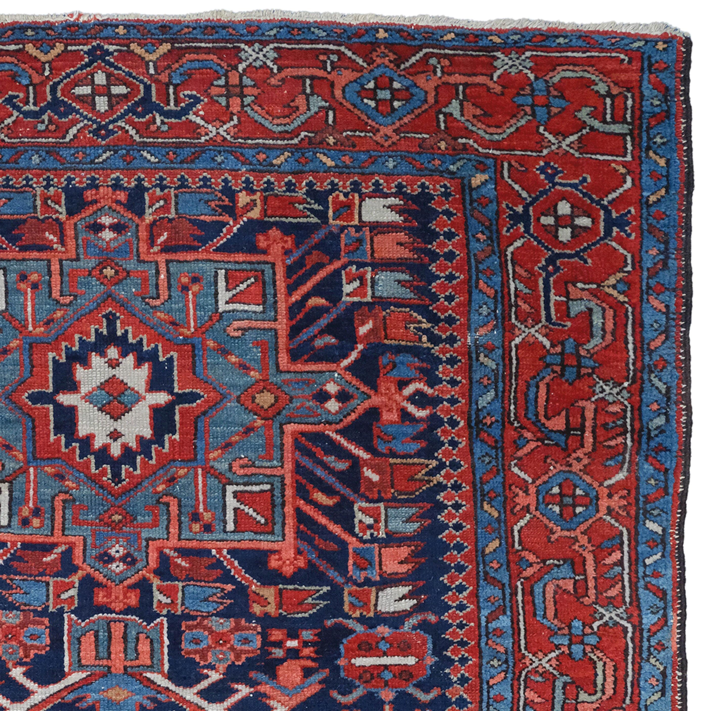 Antiker Karadja-Teppich - Karadja-Teppich aus dem 19. Jahrhundert im Zustand „Gut“ im Angebot in Sultanahmet, 34