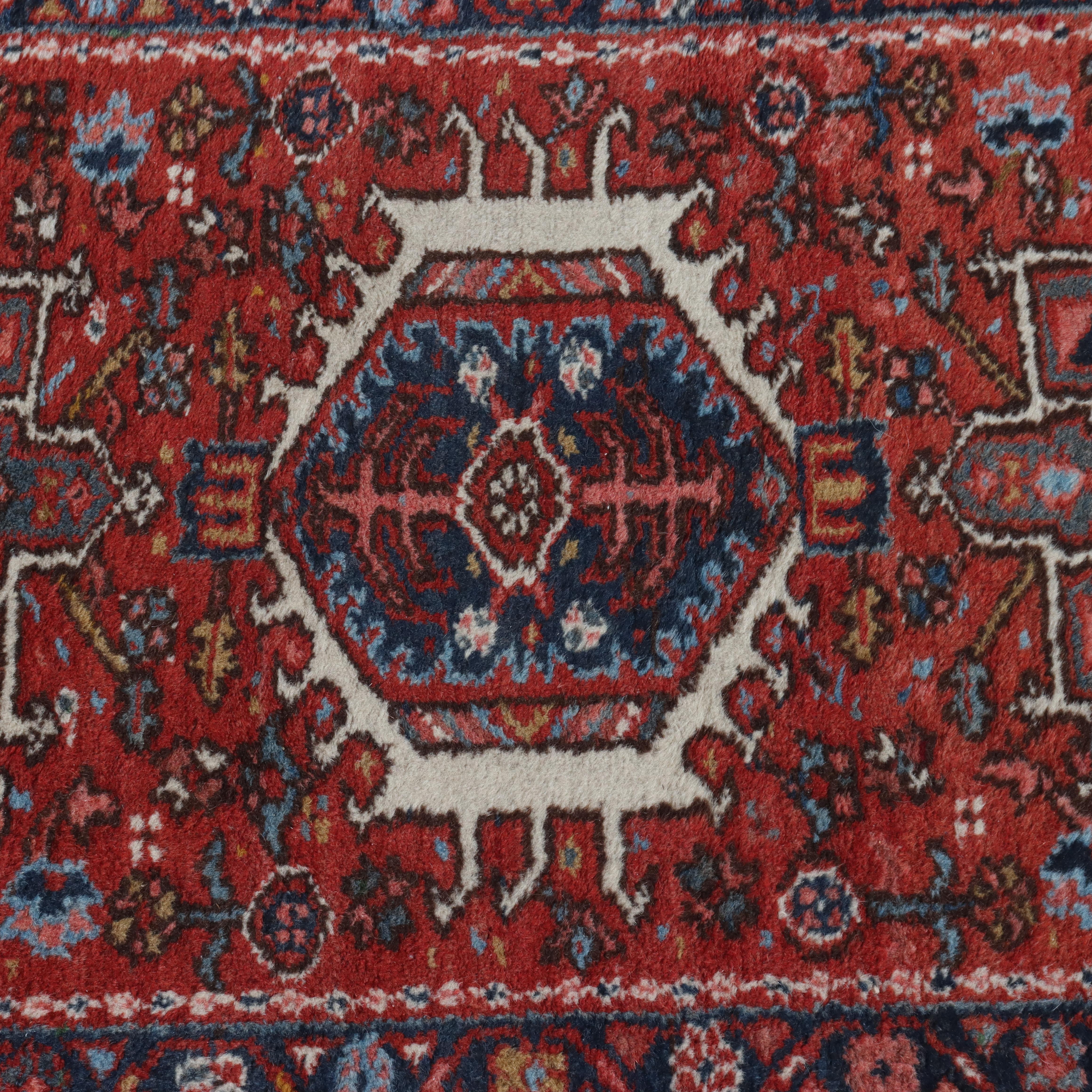 Tapis ancien Karaja Persian Oriental C1930 Bon état - En vente à Big Flats, NY