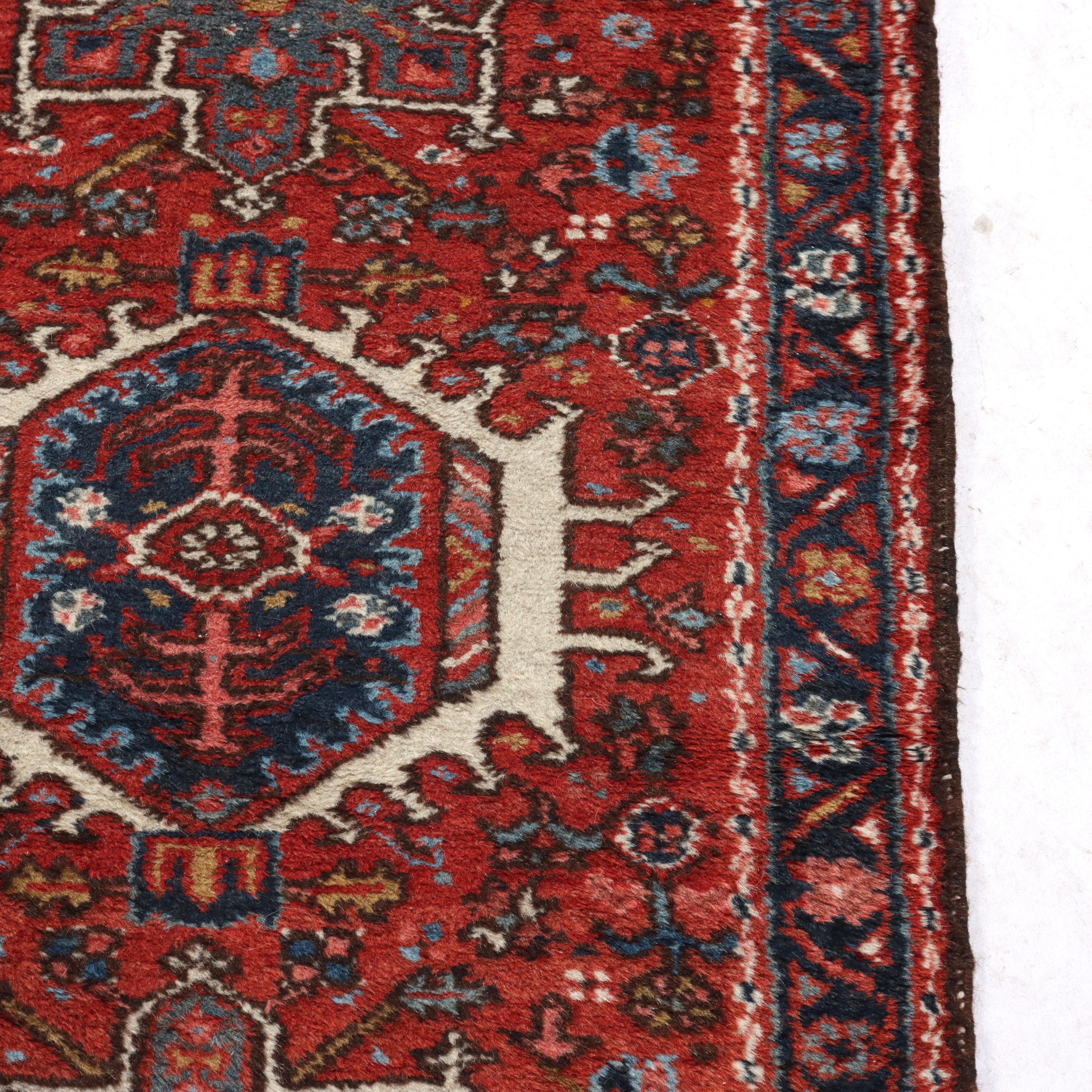 Tapis ancien Karaja Persian Oriental C1930 en vente 1