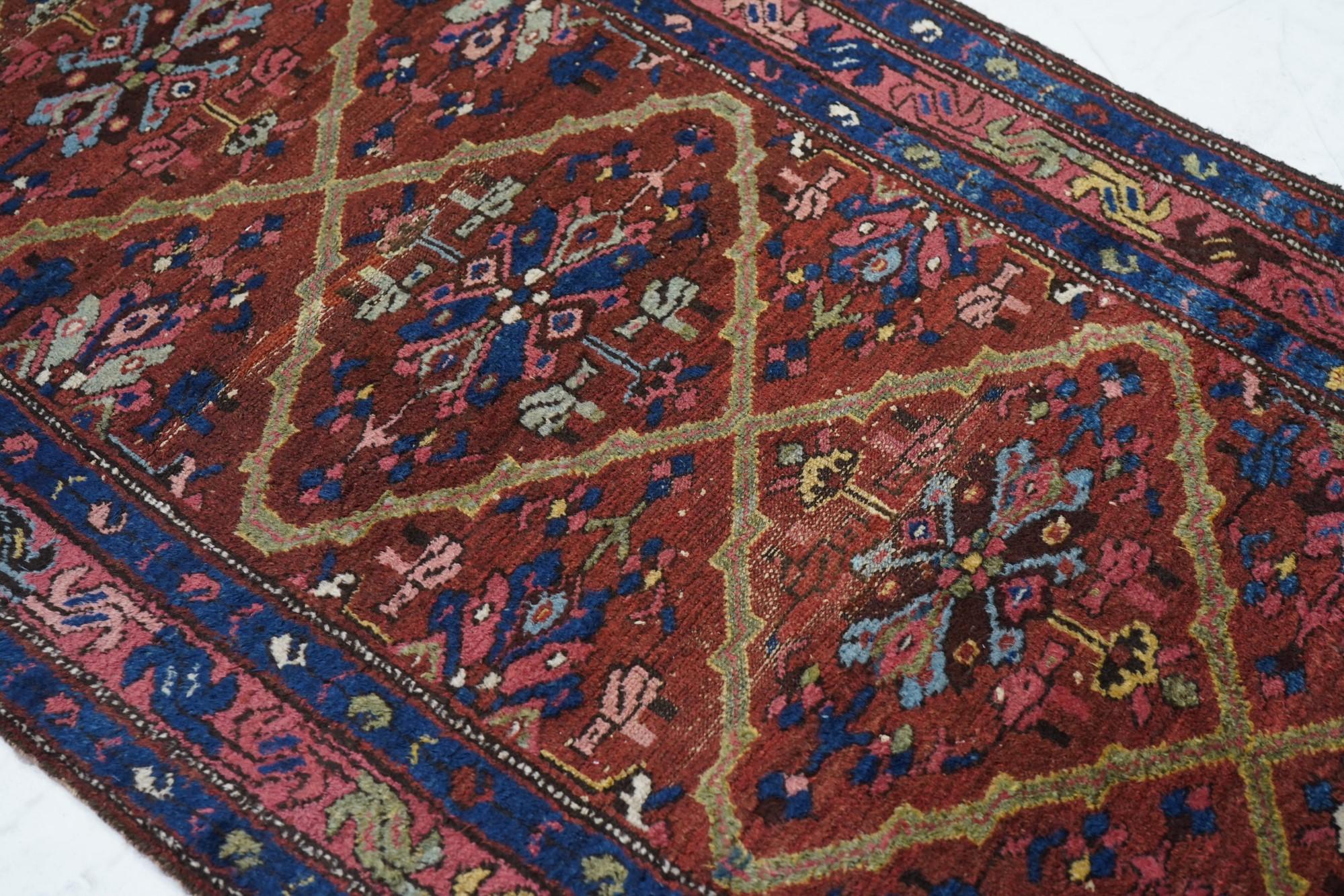 Antique Karajeh Heriz Rug 3'0'' x 9'7'' In Excellent Condition For Sale In New York, NY