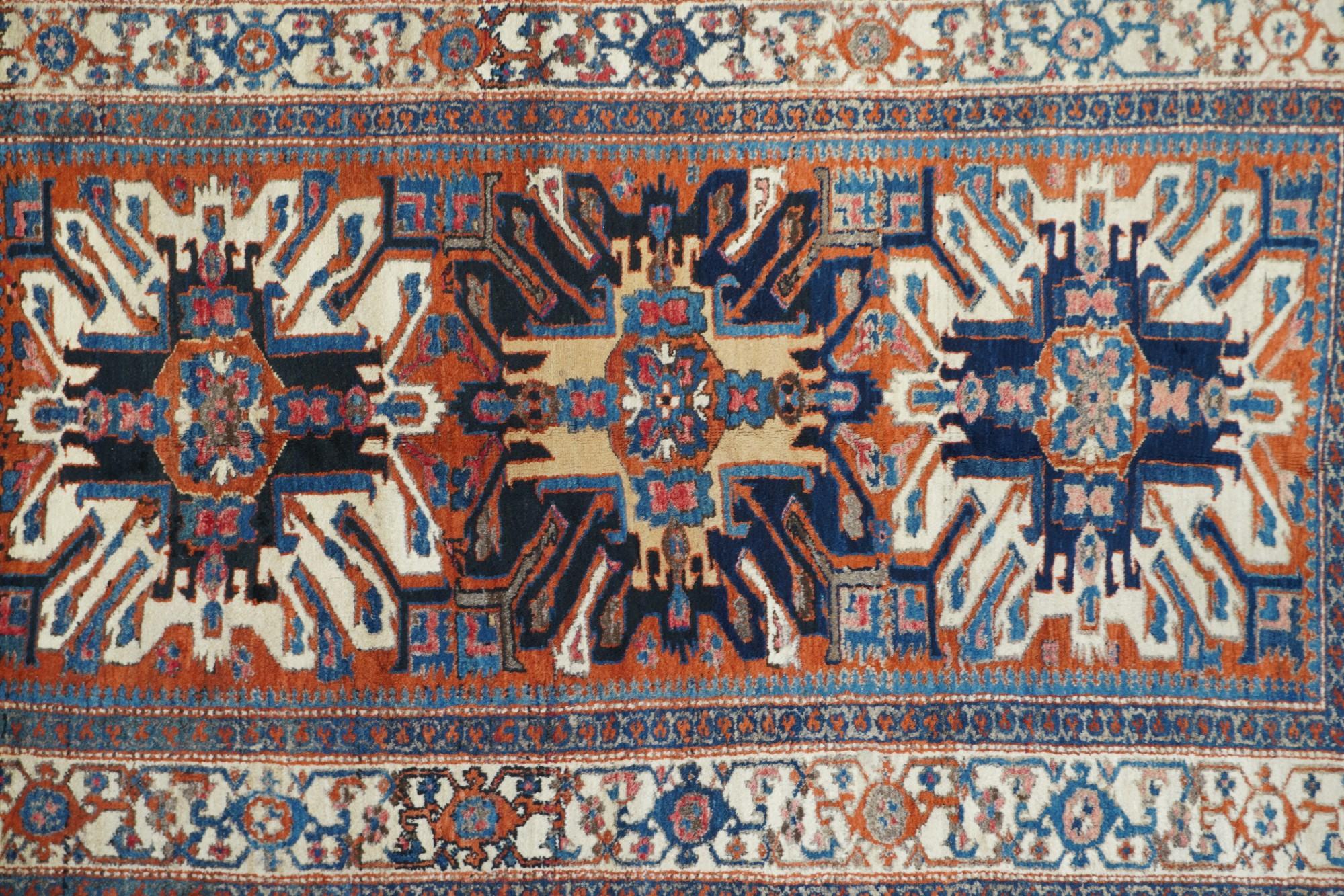 Antique Karajeh Heriz Rug In Excellent Condition For Sale In New York, NY