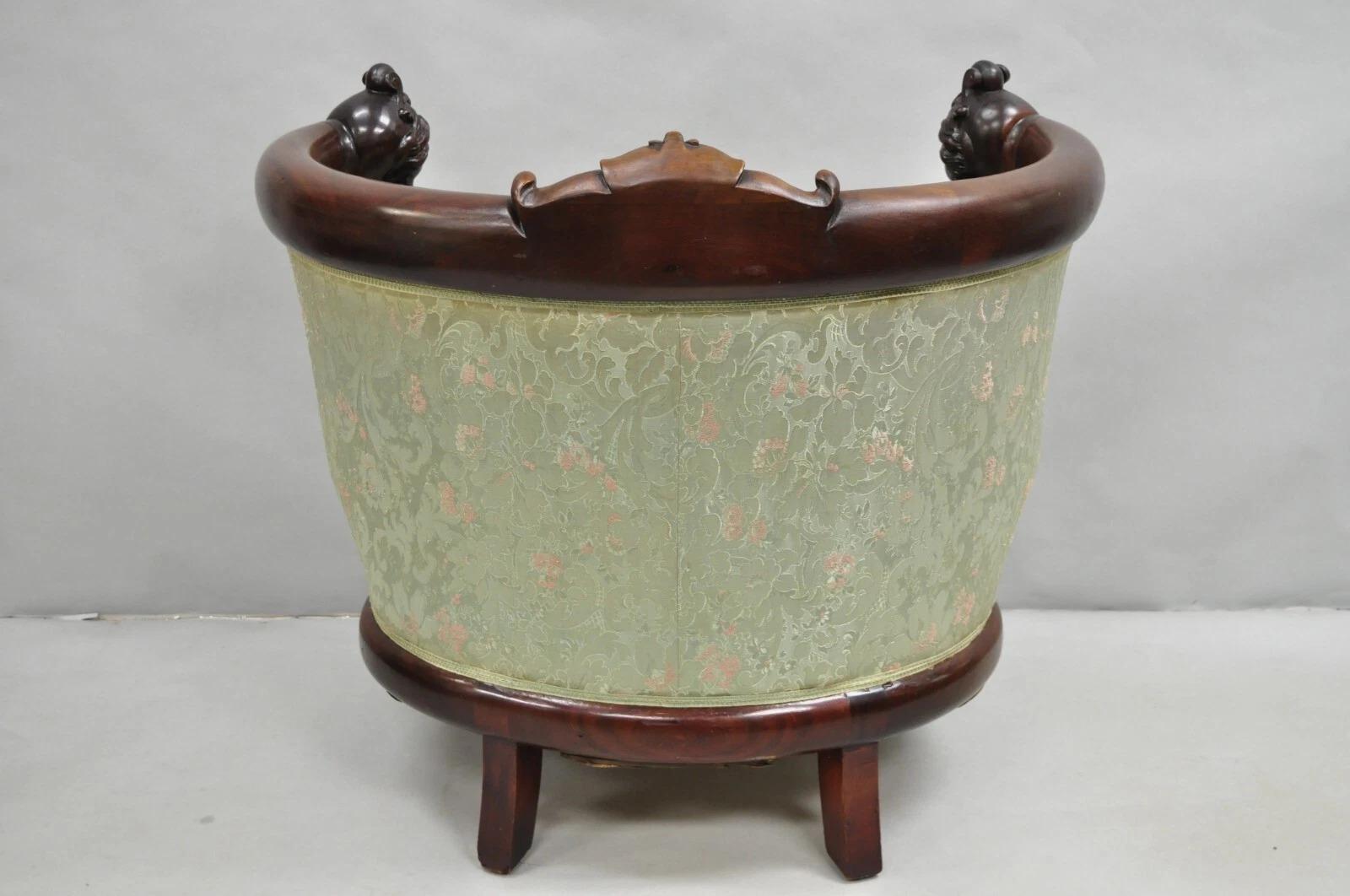 Antique Karpen Victorian Rococo Figural Maiden Carved Mahogany Parlor Club Chair en vente 4
