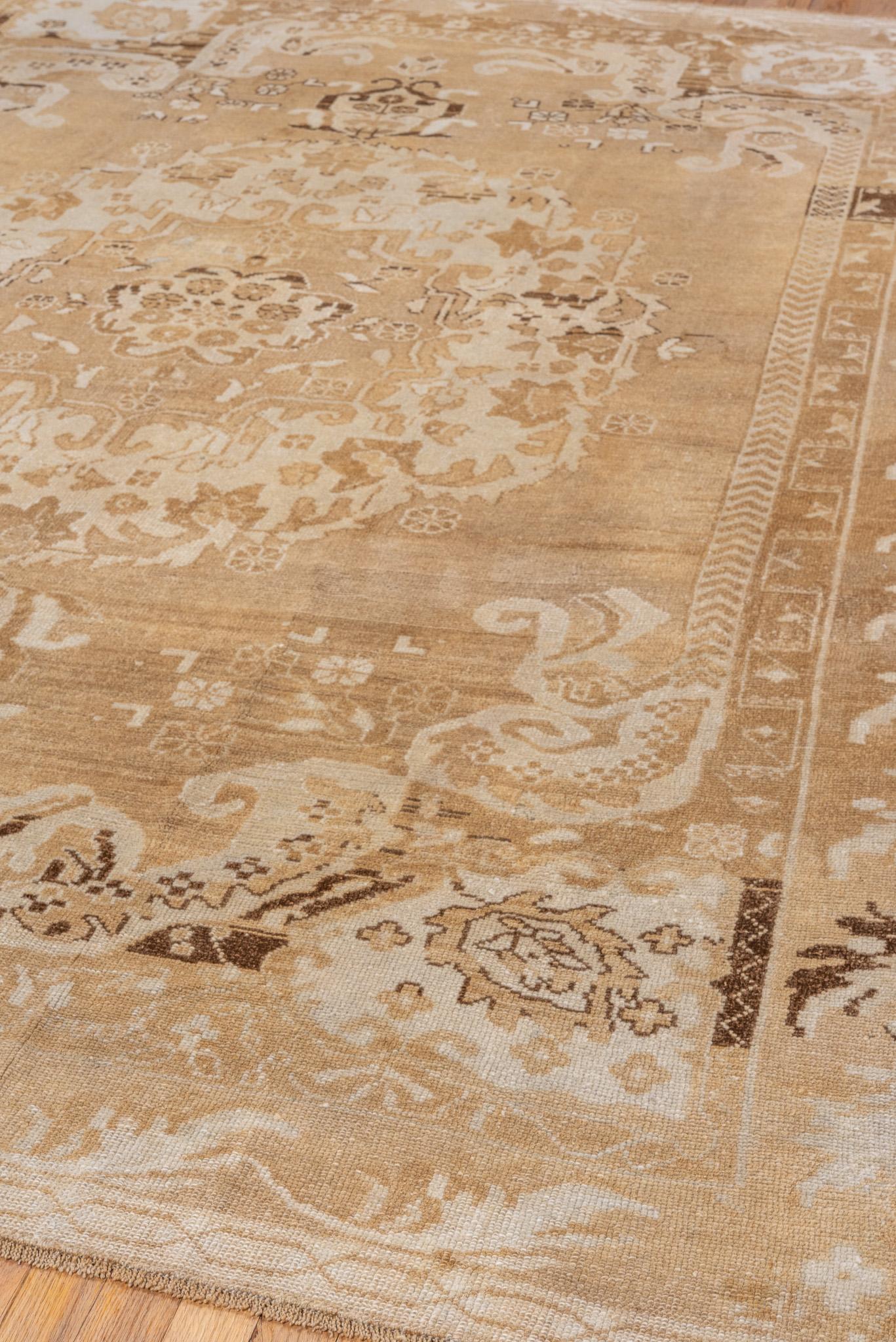 Antique Kars Rug with Detailed Borders in Earthy Tones For Sale 1
