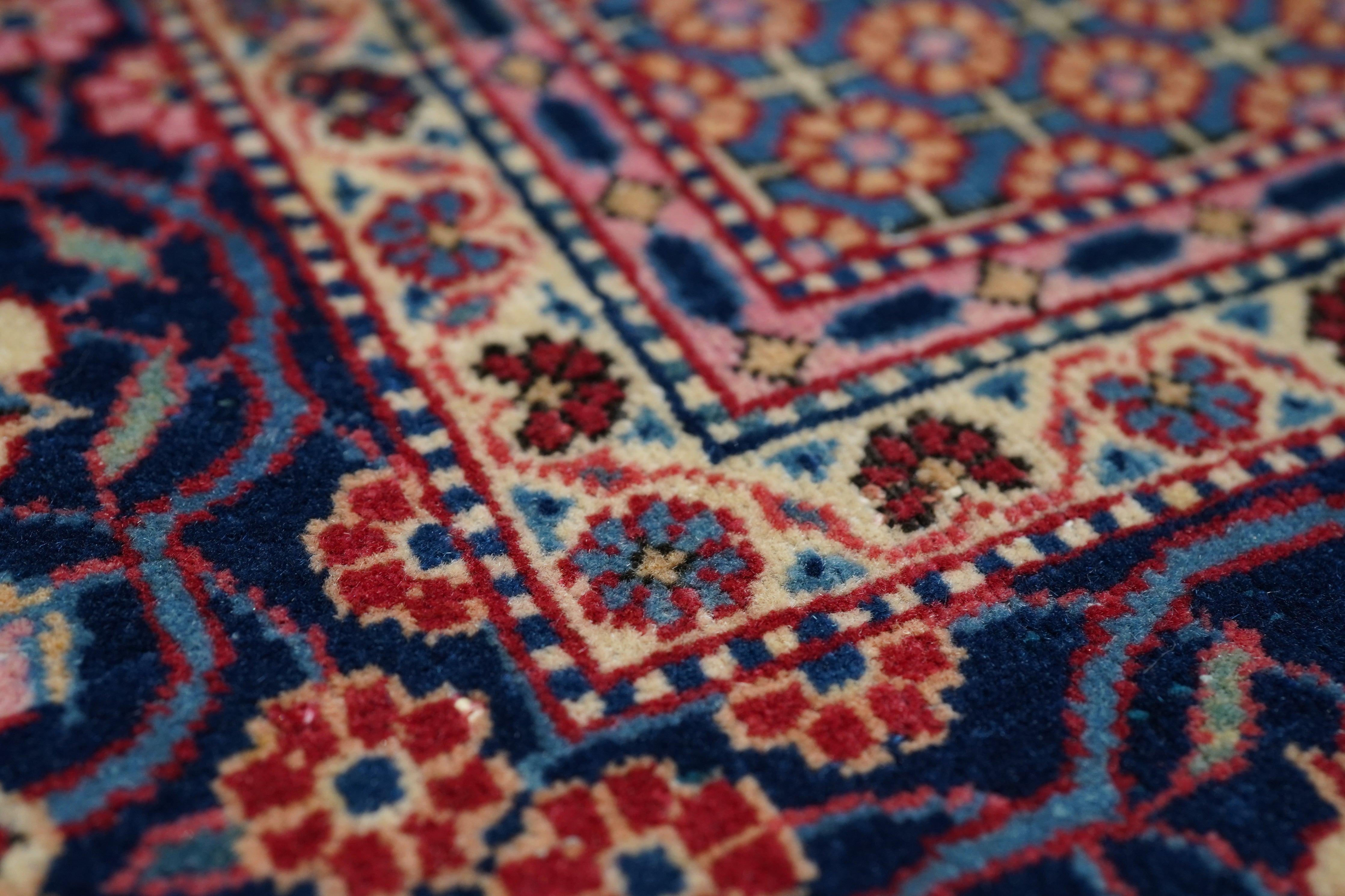 Laine Tapis Kashan Dabir ancien de 4'4'' x 6'8'' en vente